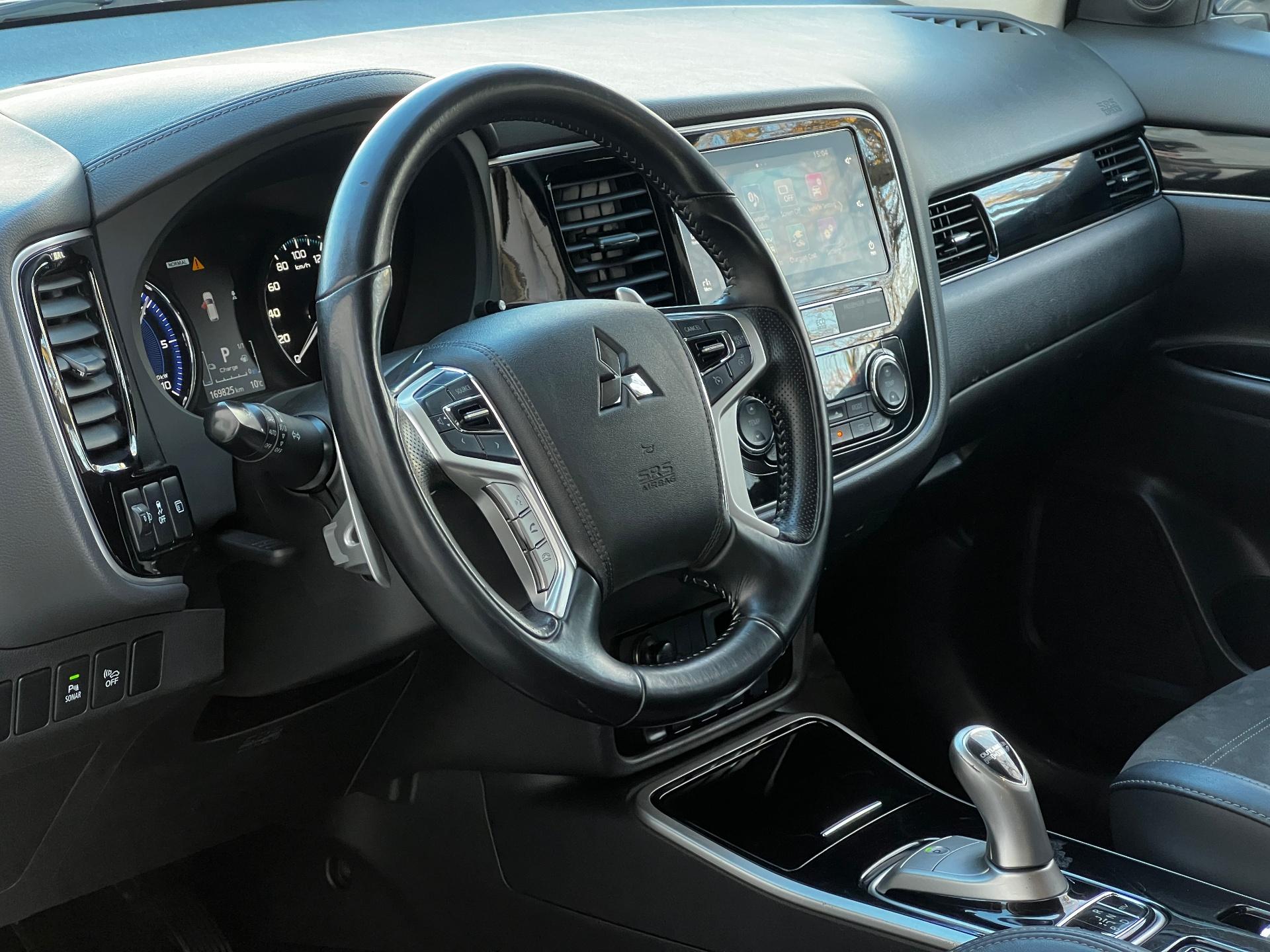 Mitsubishi-Outlander