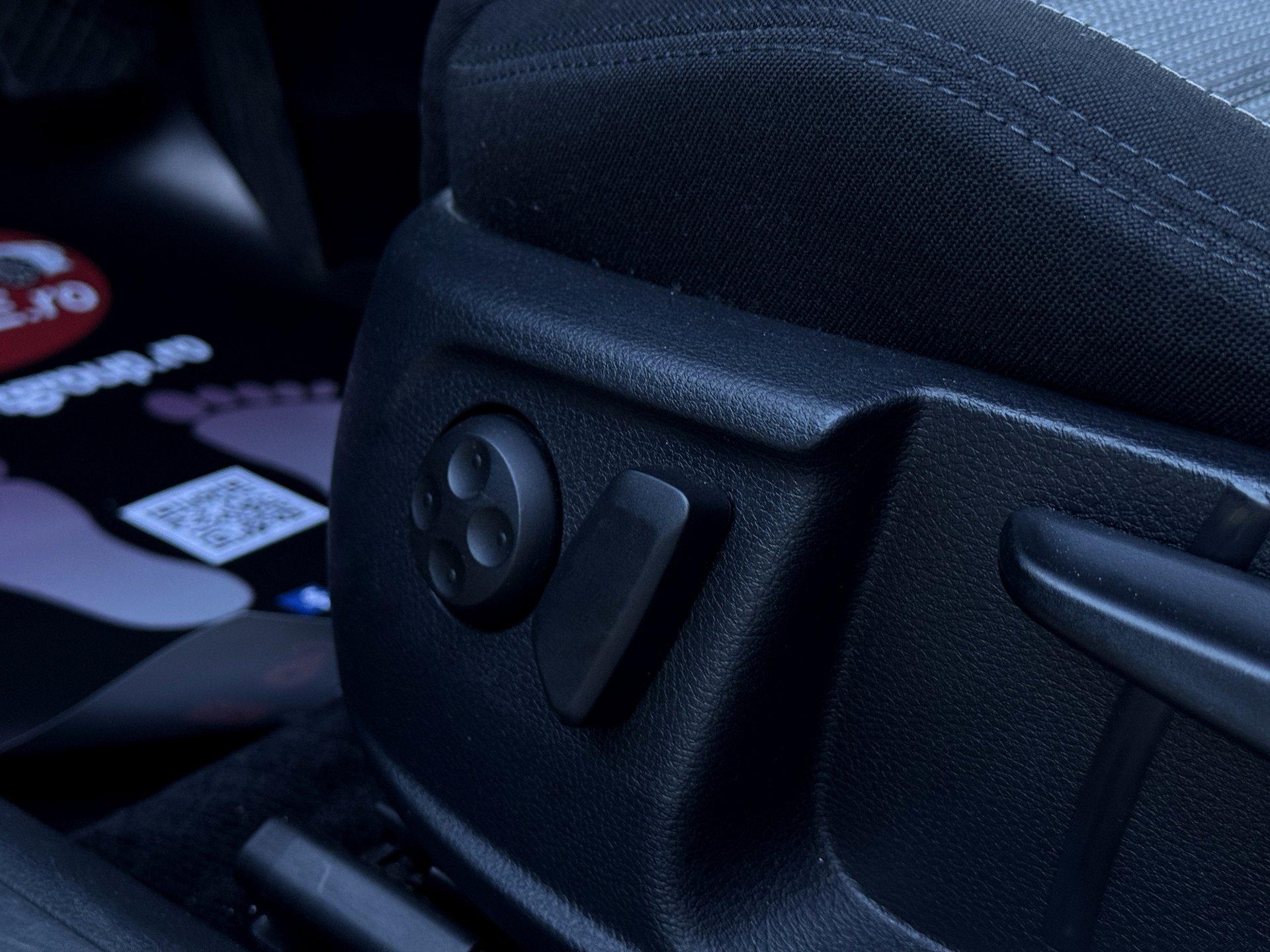 Volkswagen-Passat CC