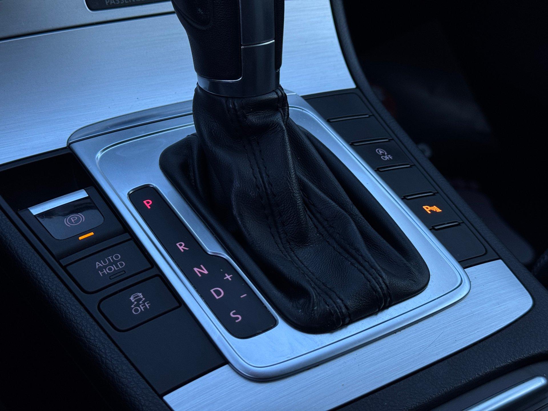 Volkswagen-Passat CC