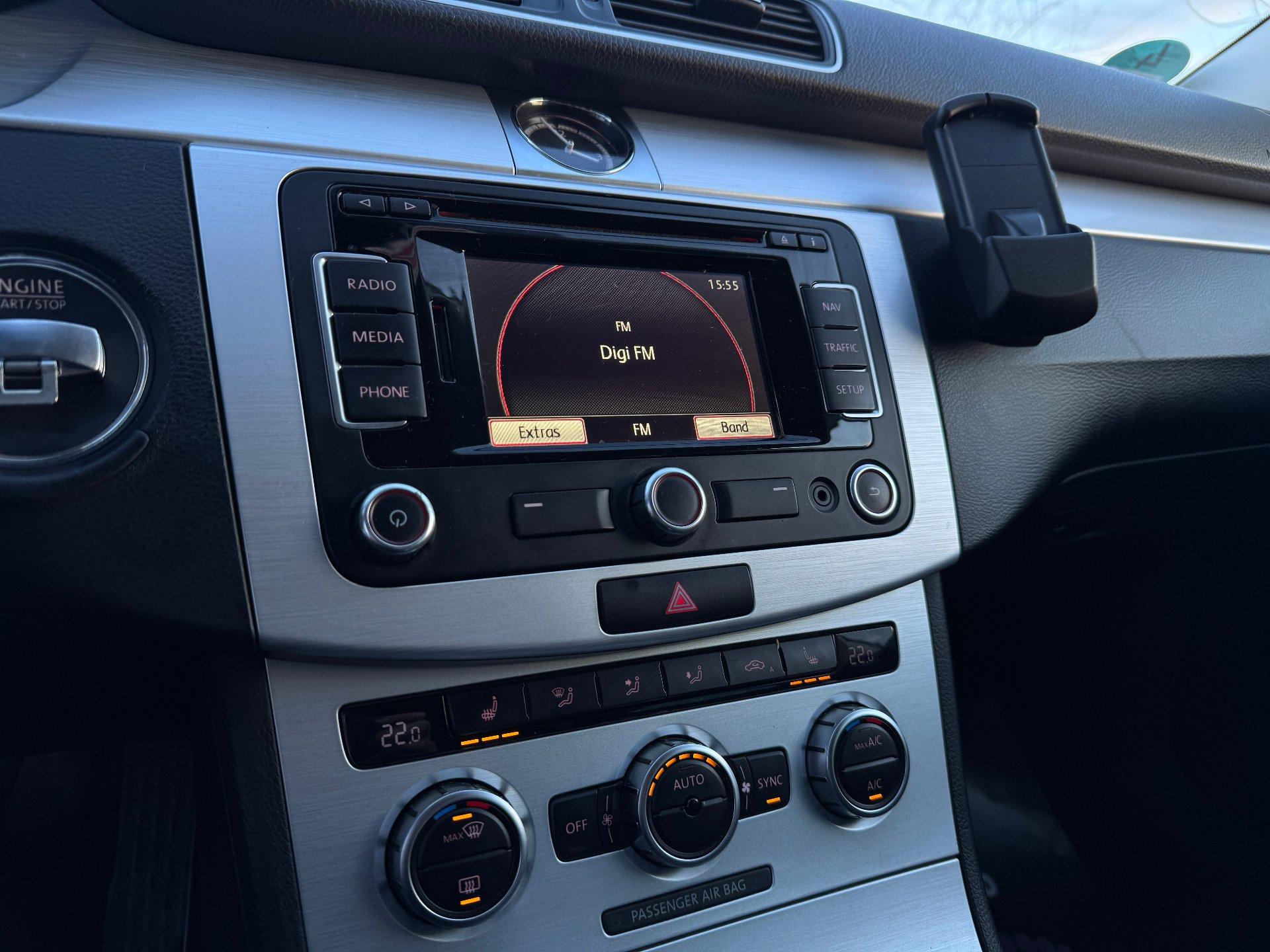 Volkswagen-Passat CC