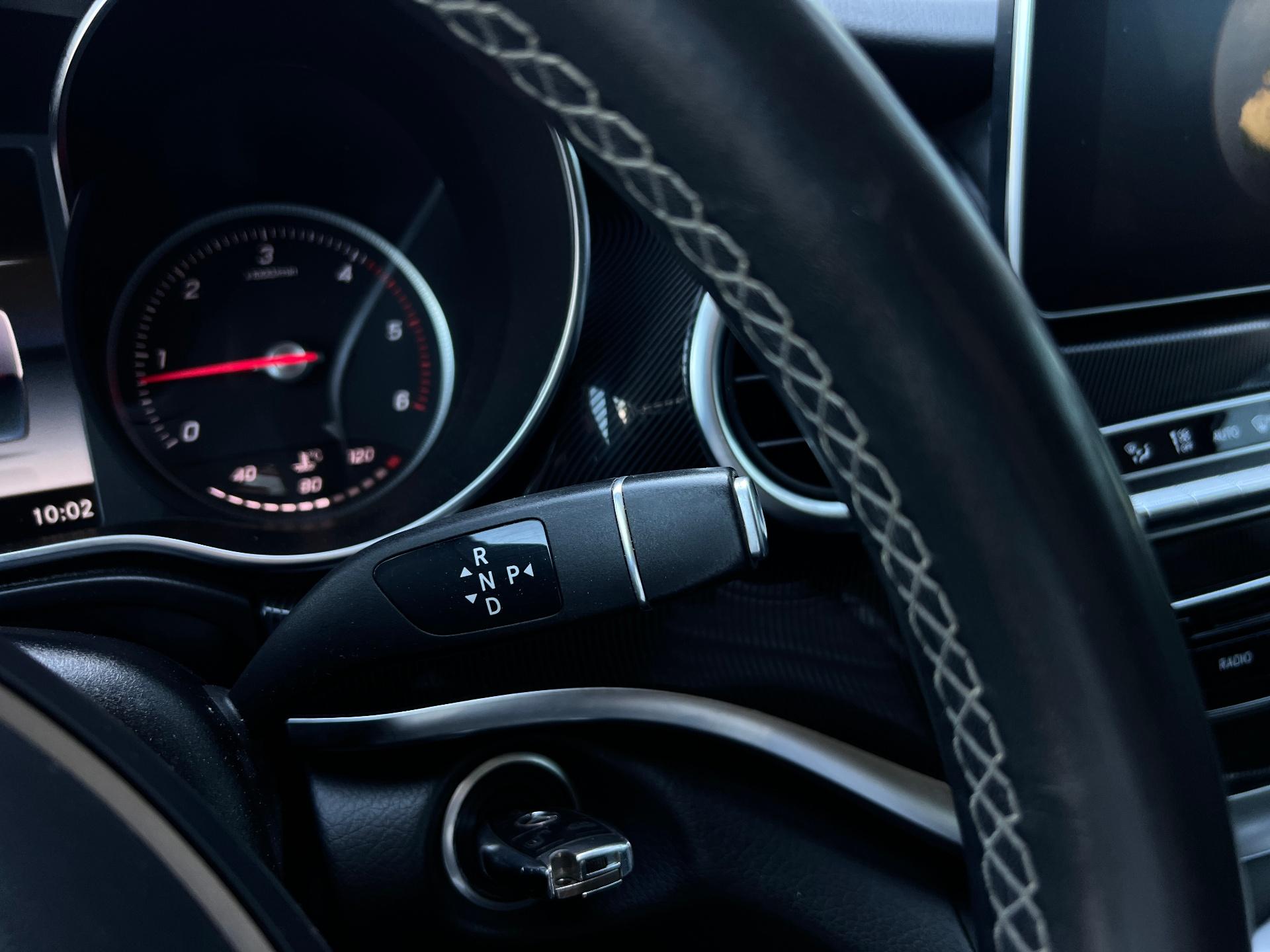 Mercedes-Benz-V