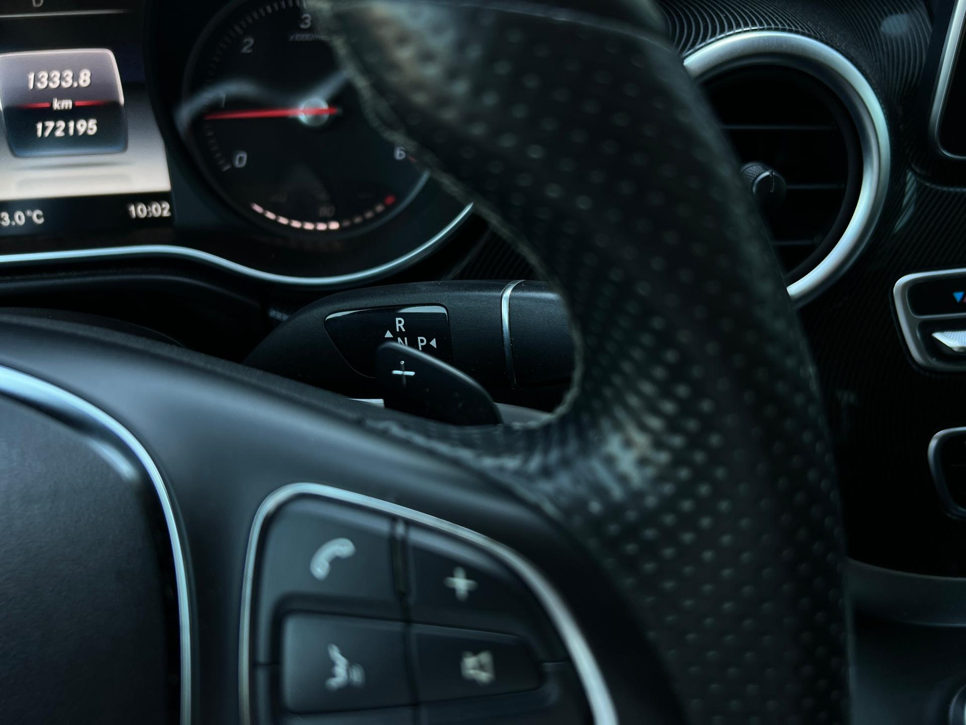 Mercedes-Benz-V