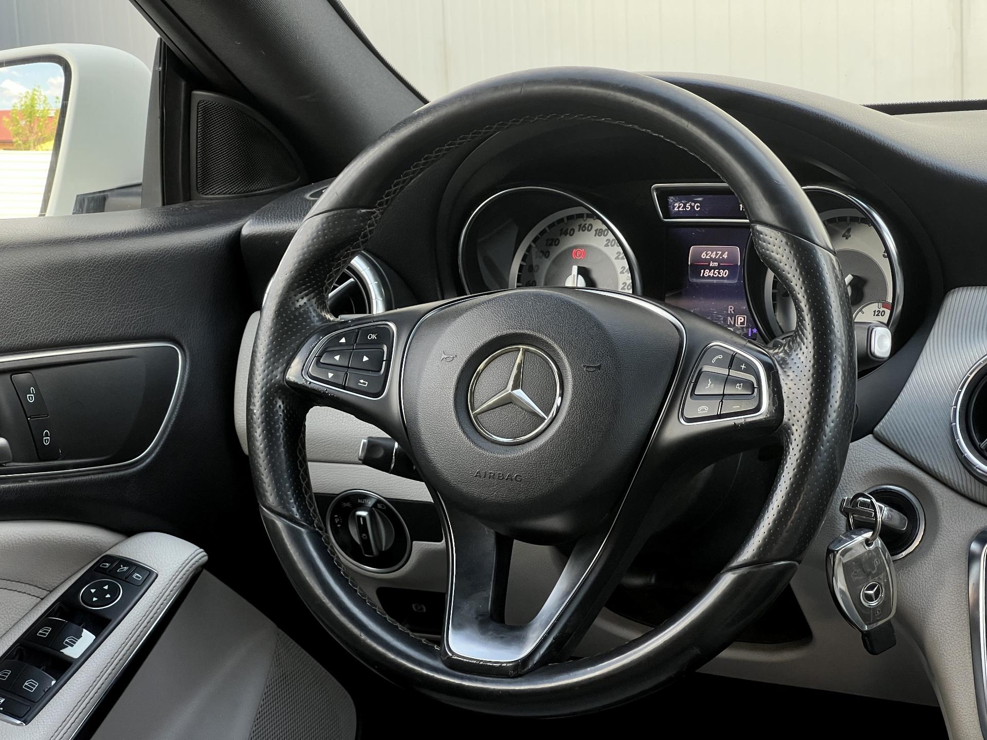 Mercedes-Benz-CLA