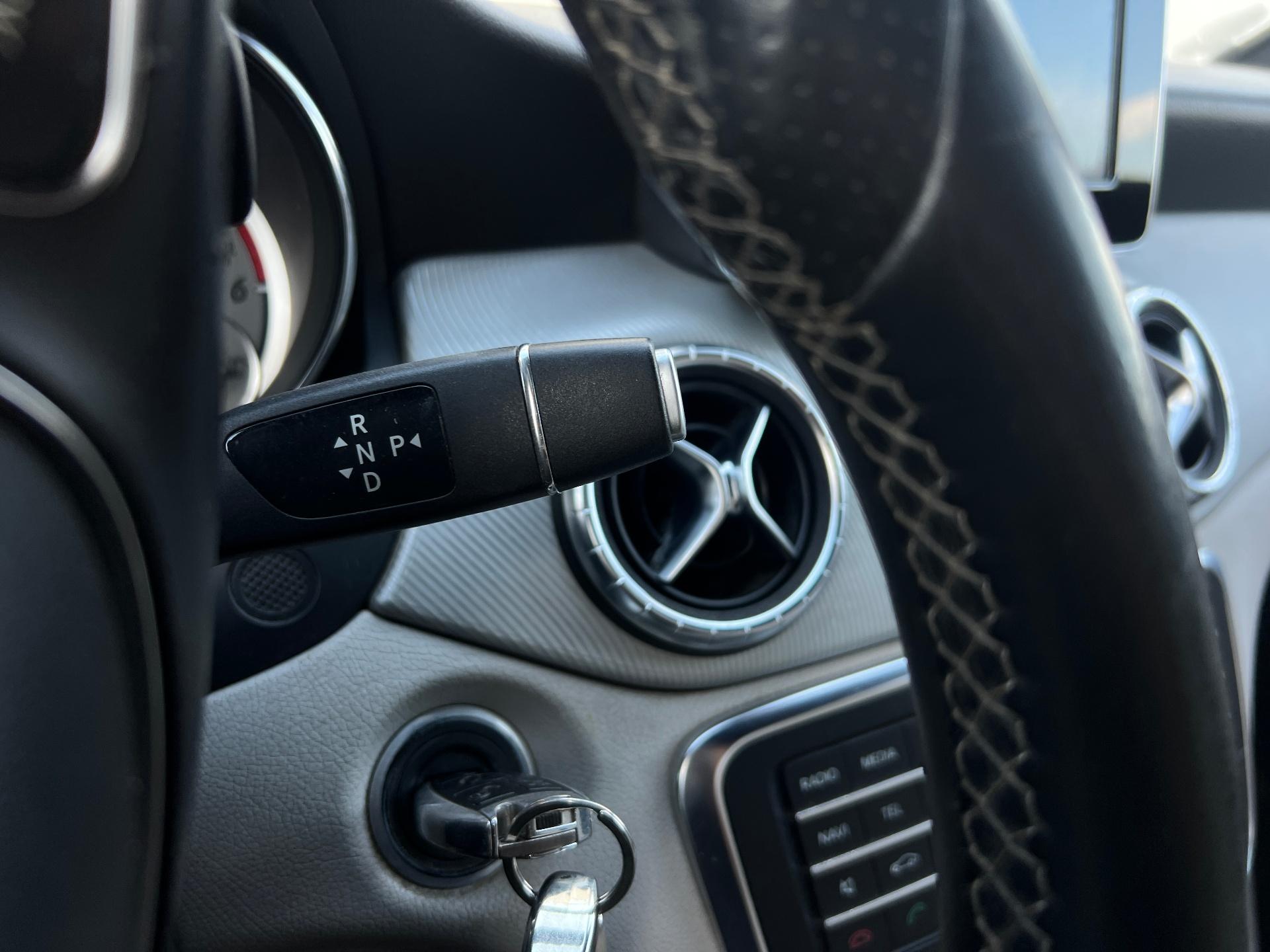 Mercedes-Benz-CLA