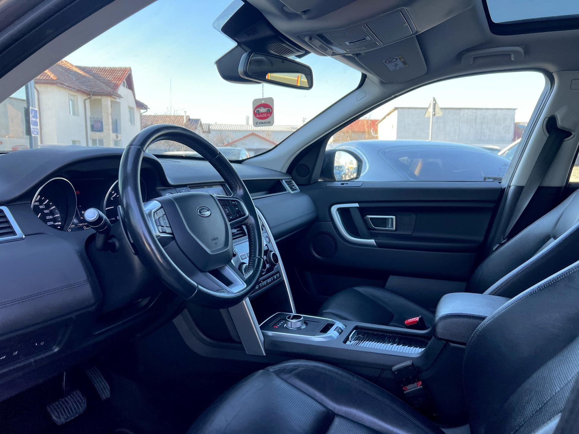 Land Rover-Discovery Sport