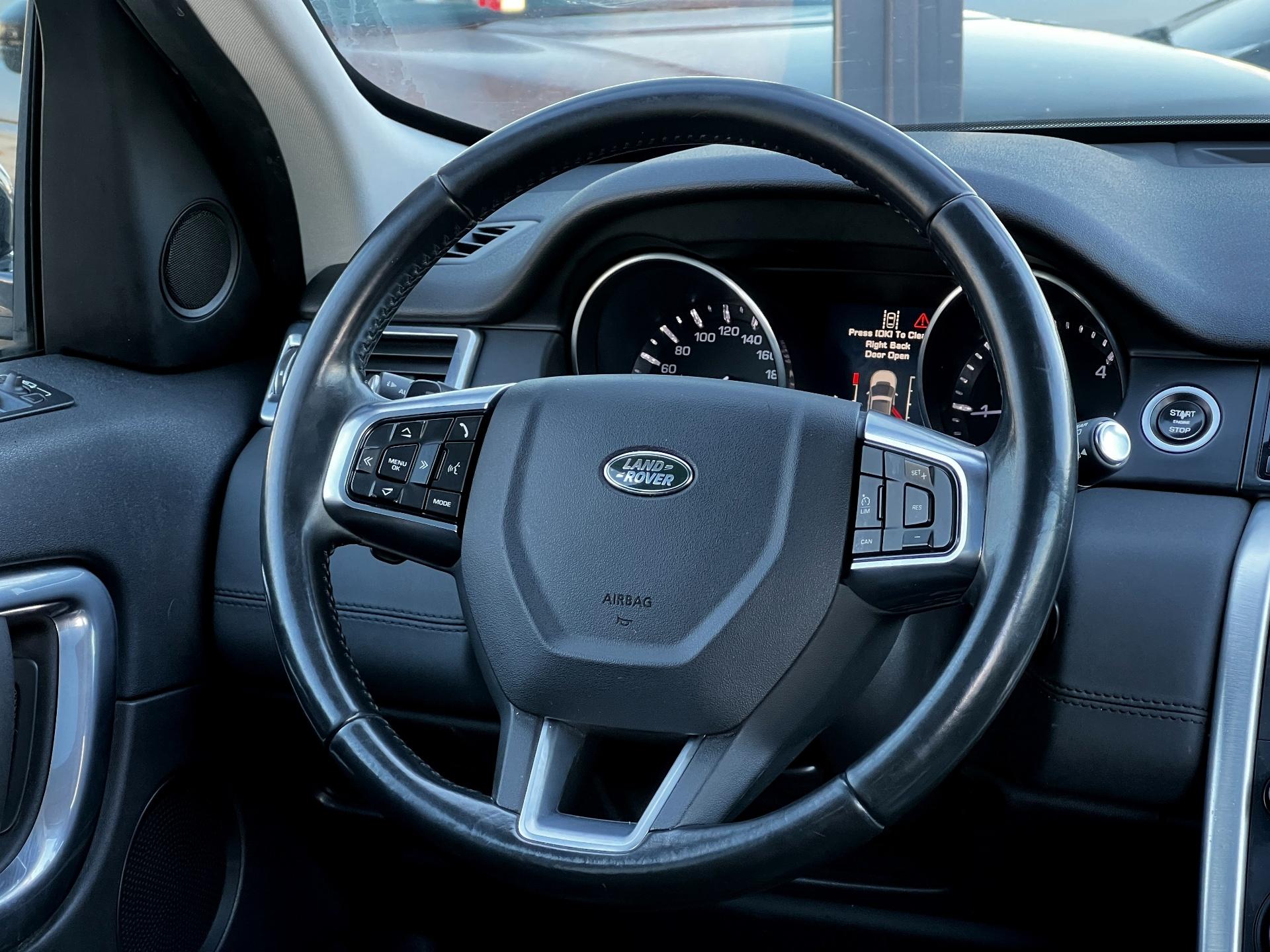 Land Rover-Discovery Sport