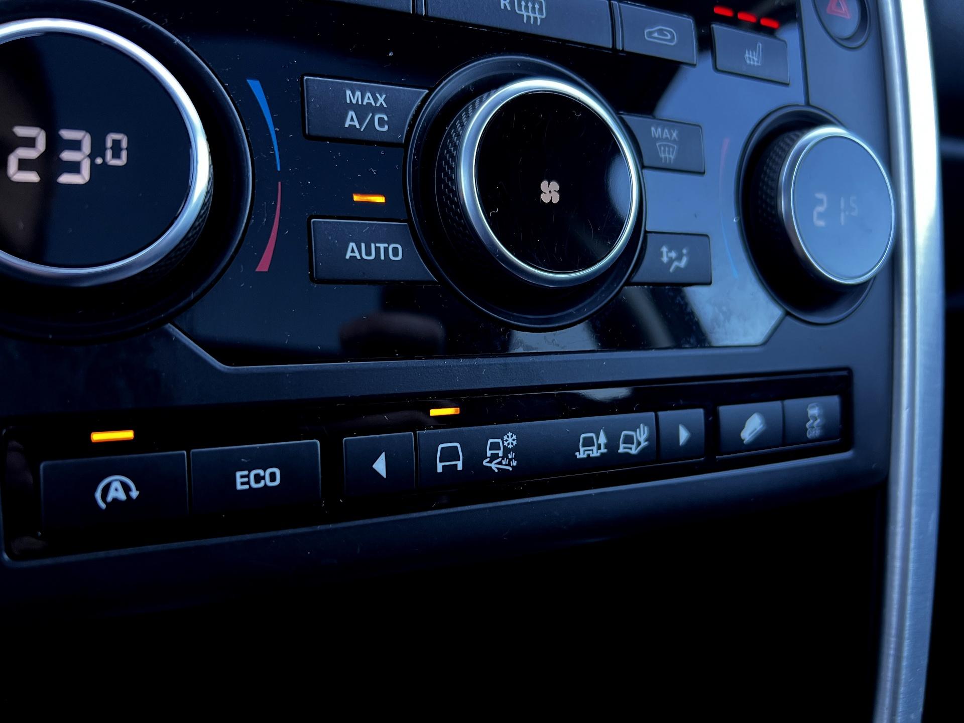 Land Rover-Discovery Sport