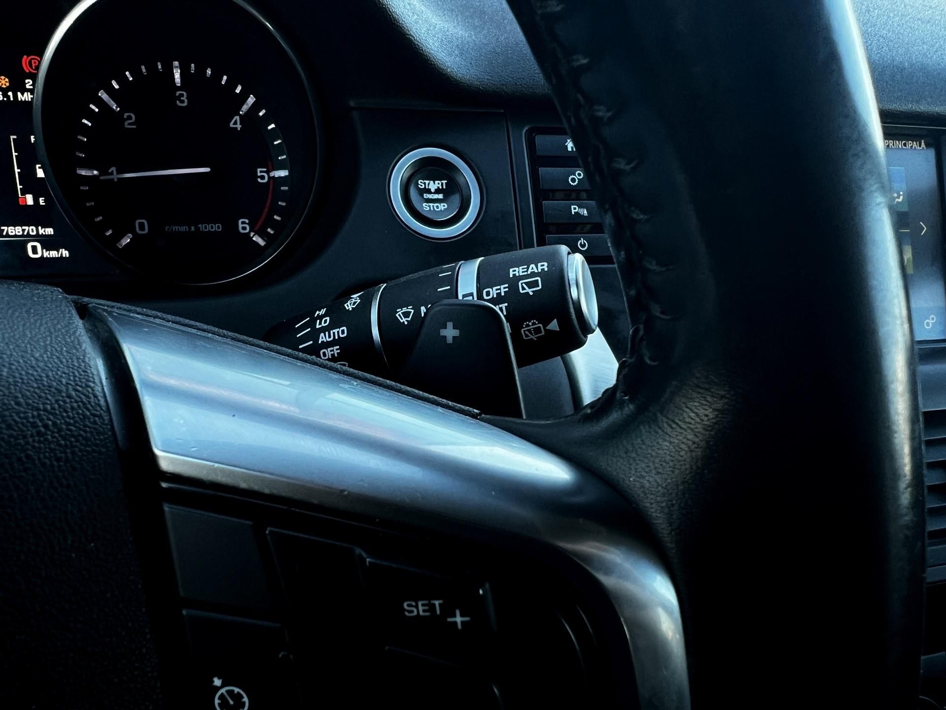 Land Rover-Discovery Sport