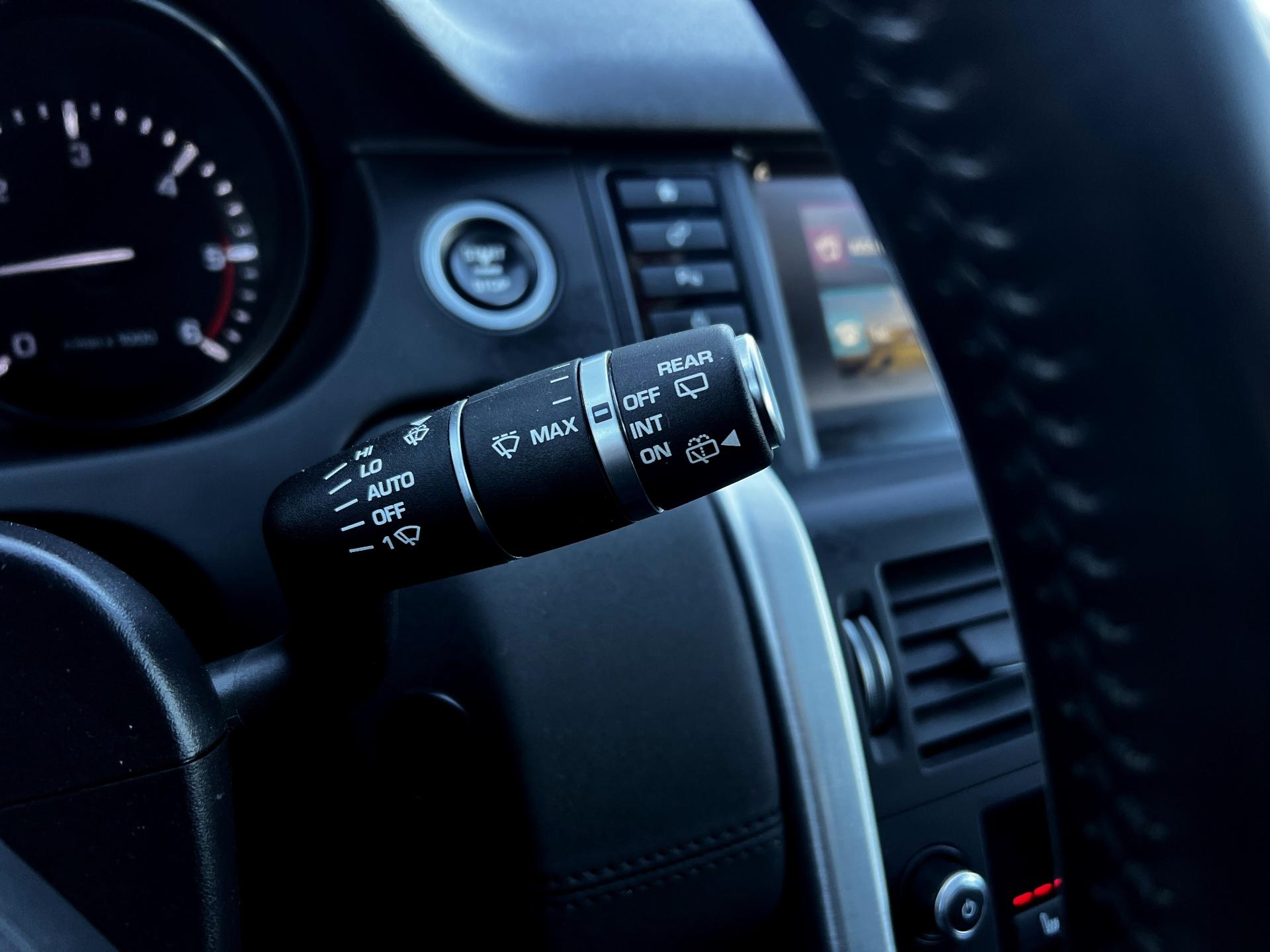 Land Rover-Discovery Sport