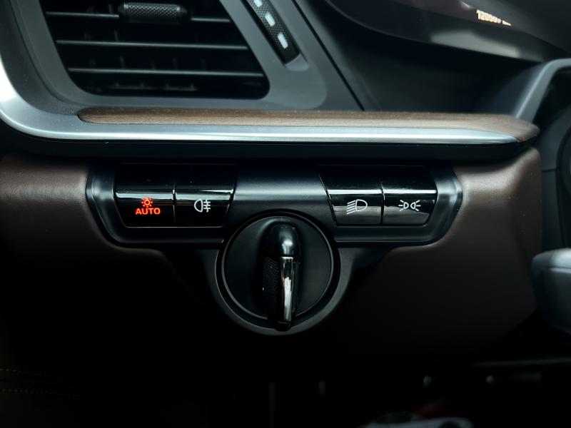 Car Thumb