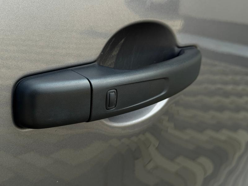 Car Thumb