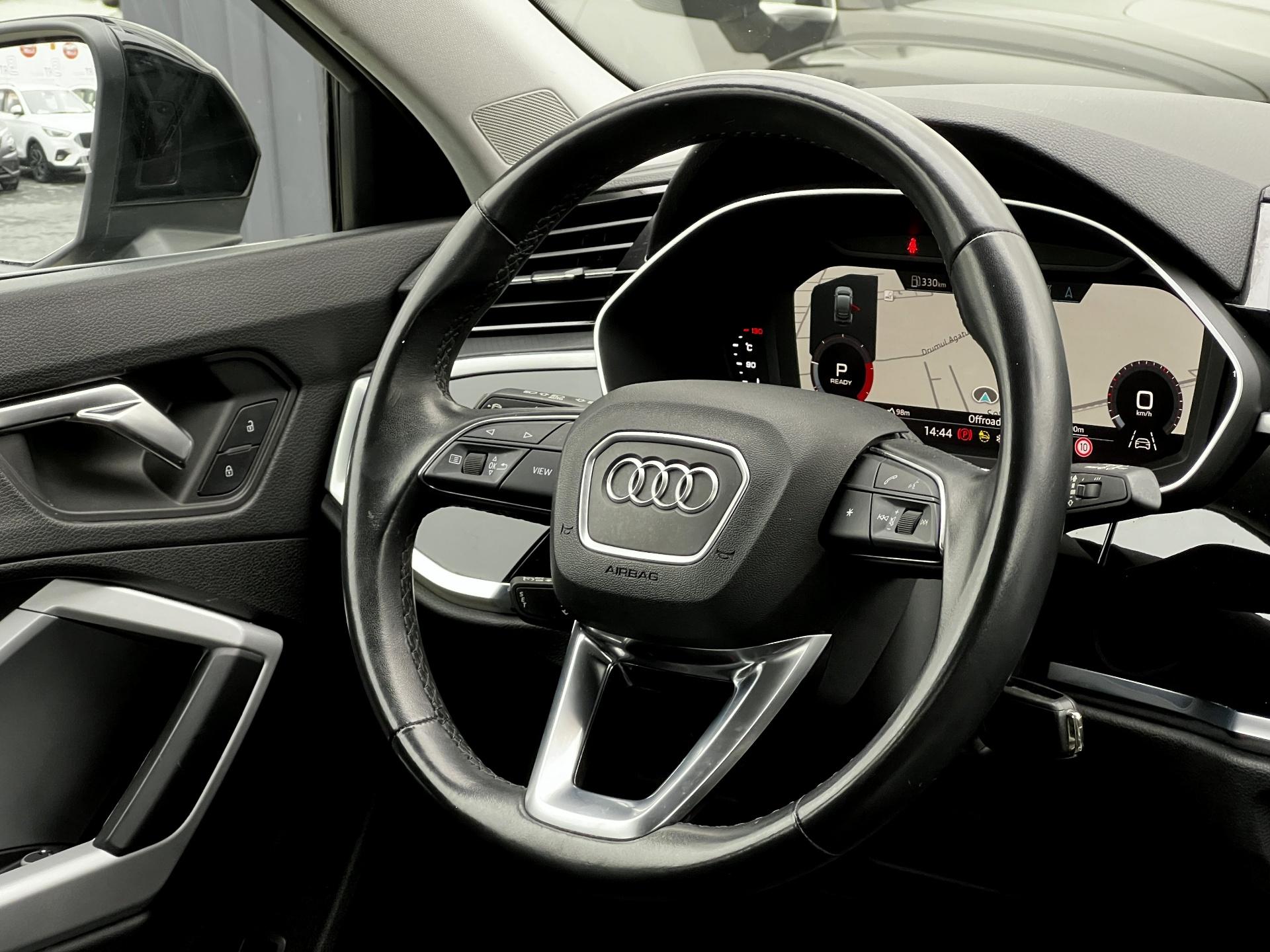 Audi-Q3