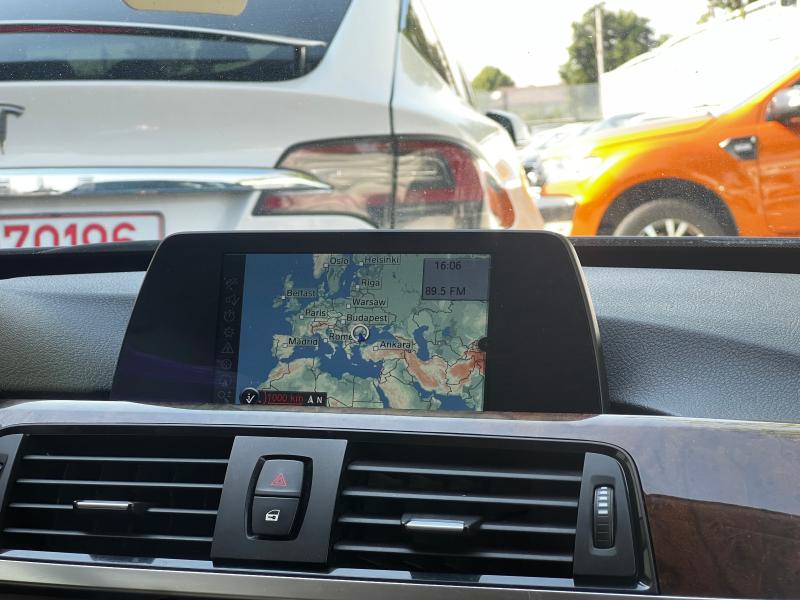 Car Thumb