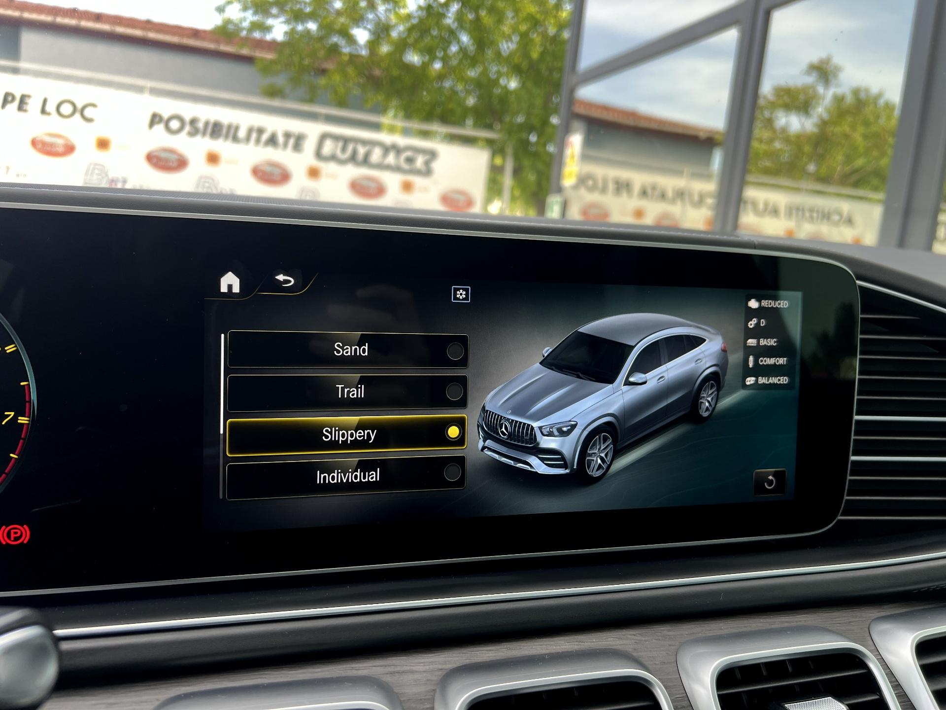 Mercedes-Benz-GLE-COUPE