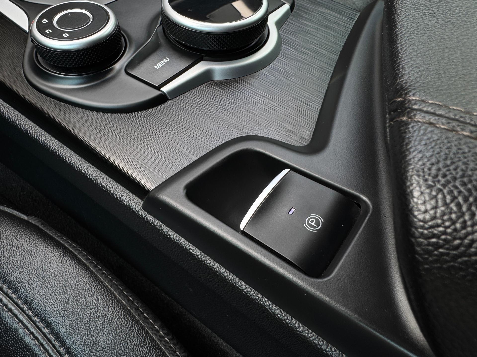Alfa Romeo-Stelvio