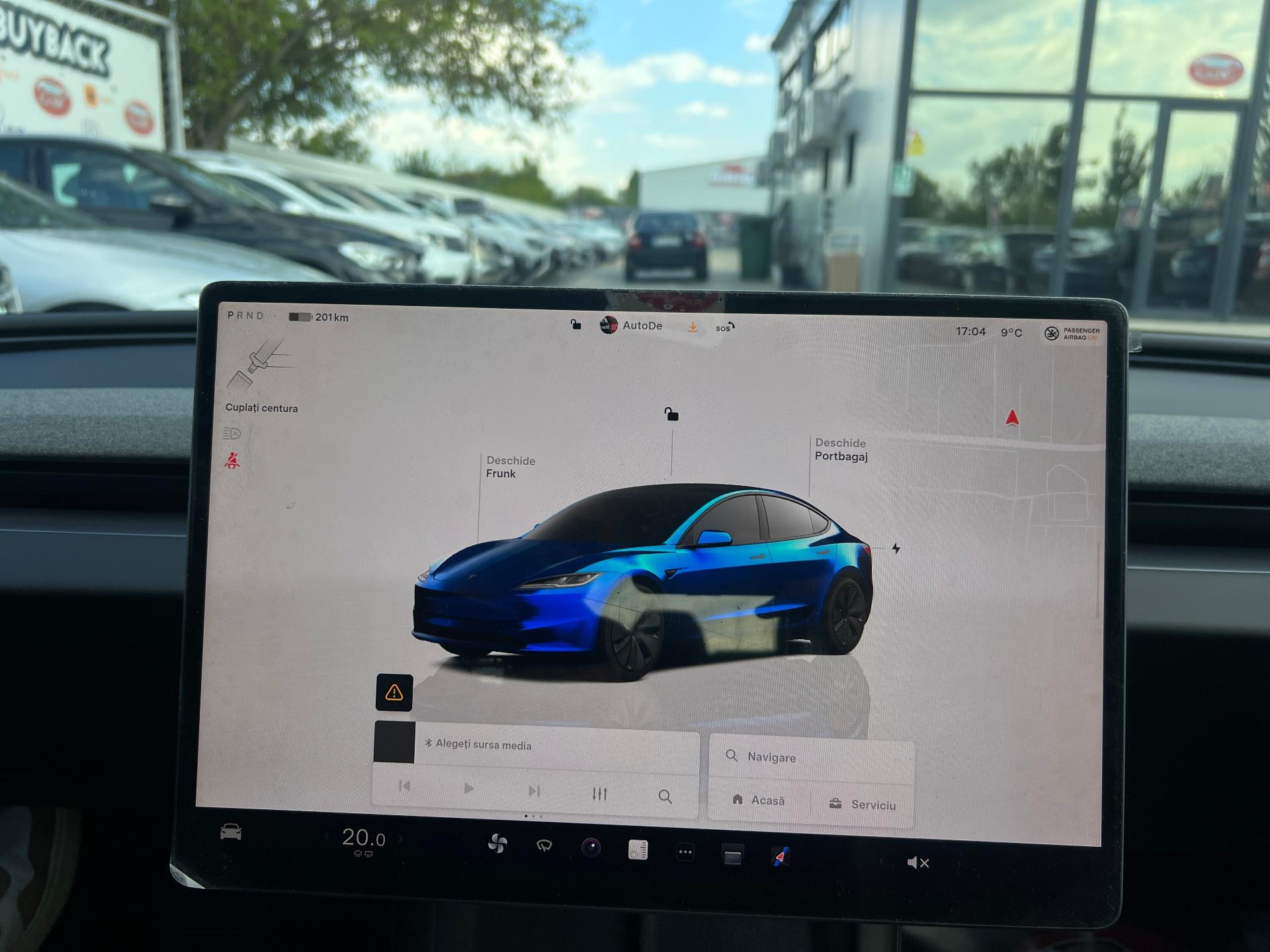 Tesla-Model 3