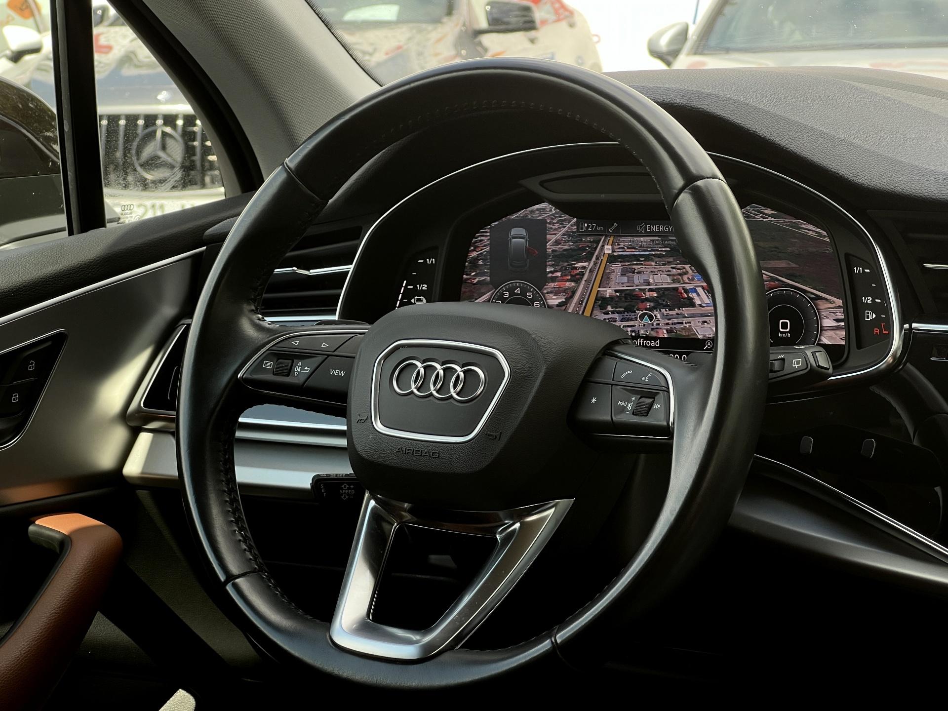 Audi-Q7