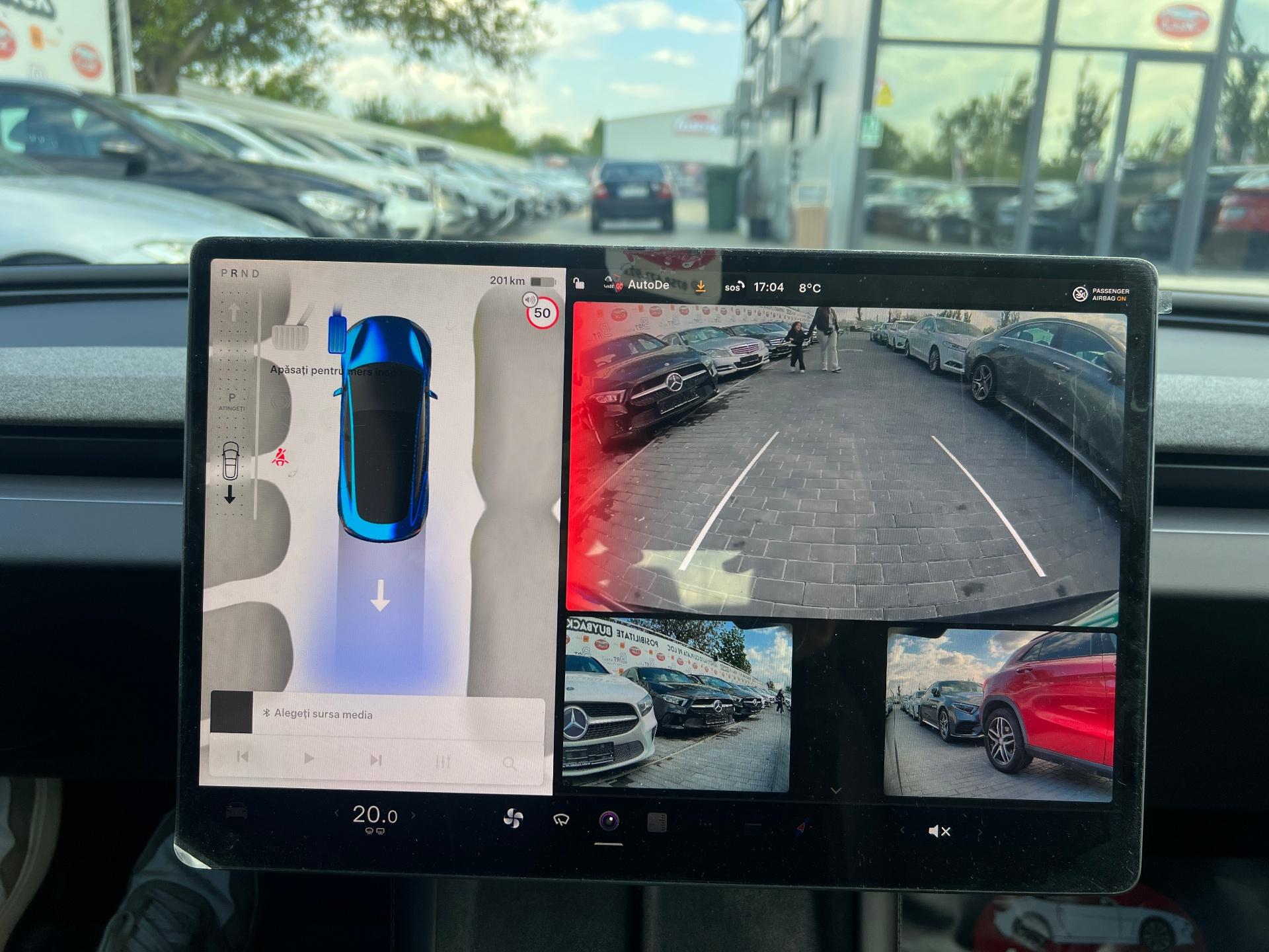 Tesla-Model 3