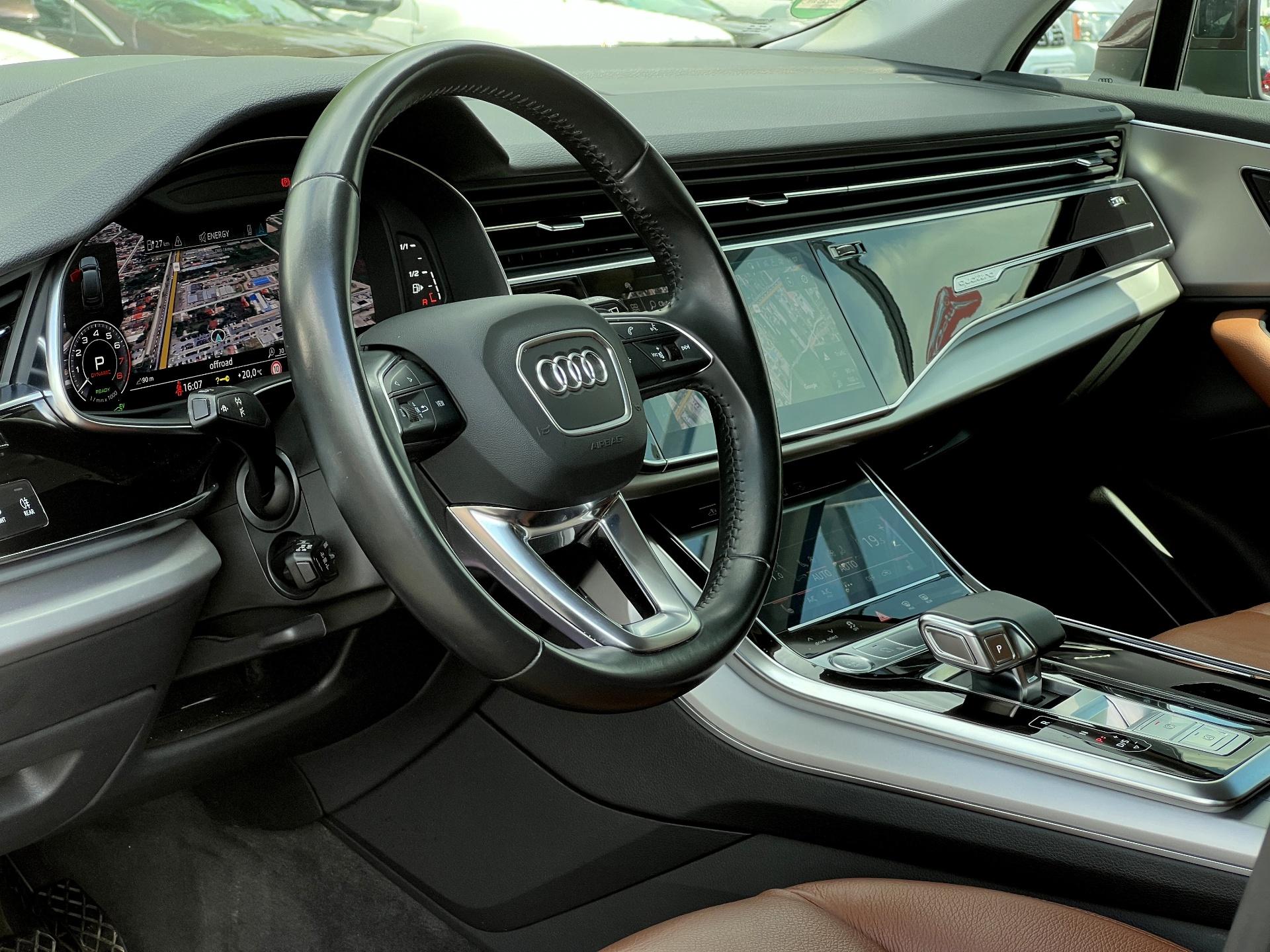 Audi-Q7