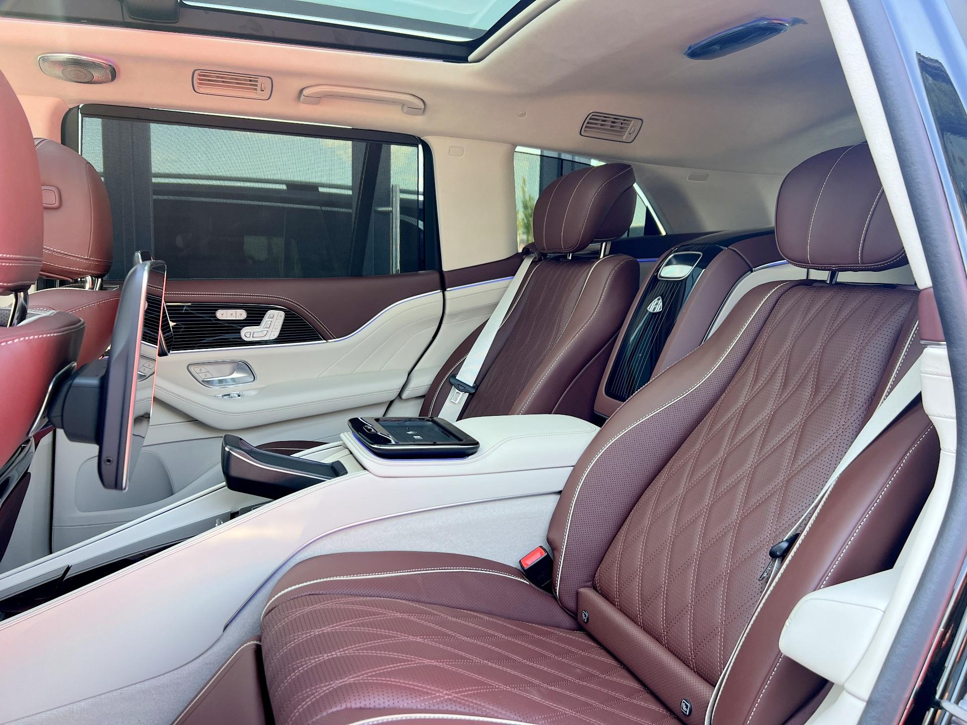 Mercedes-Benz-GLS Maybach