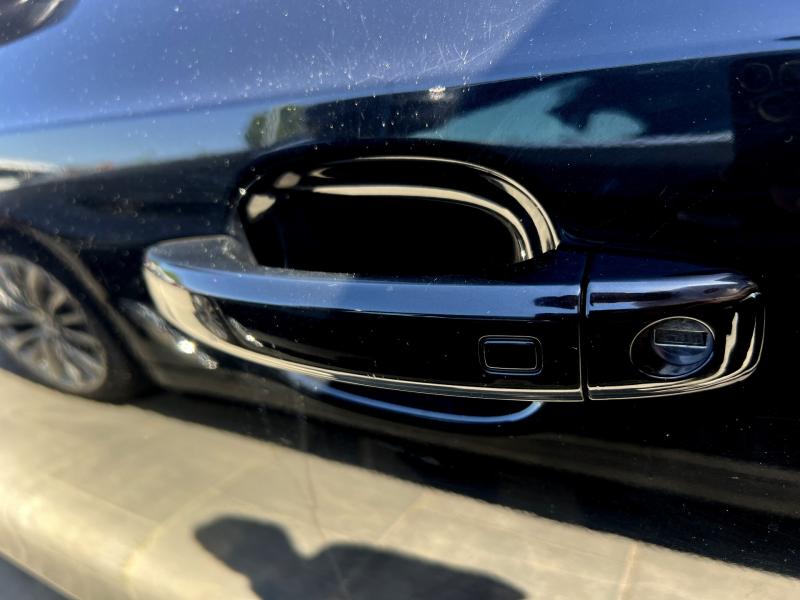 Car Thumb
