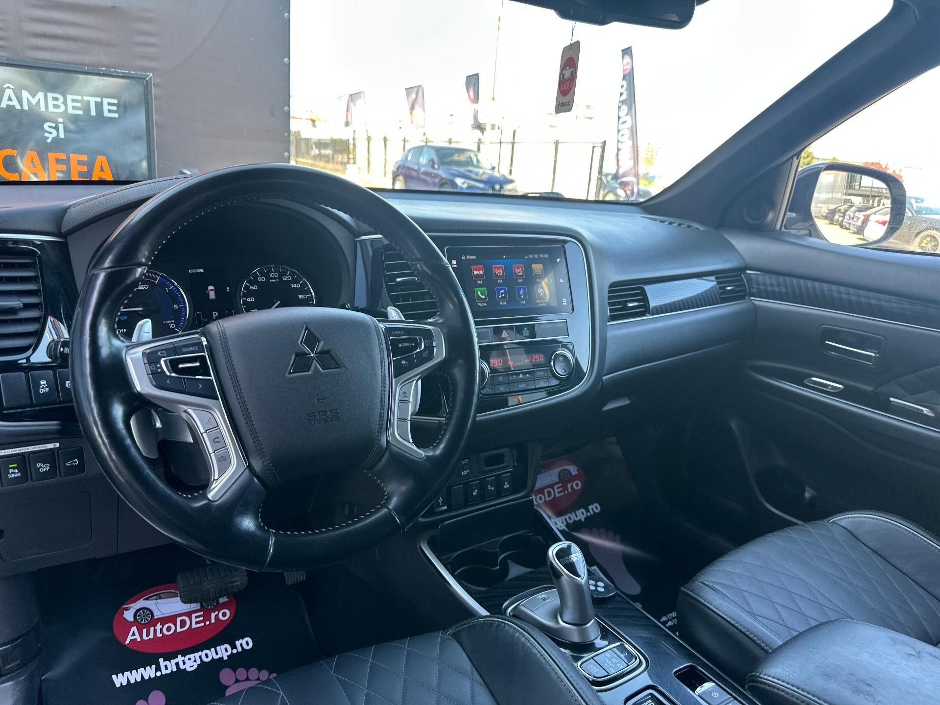 Mitsubishi-Outlander