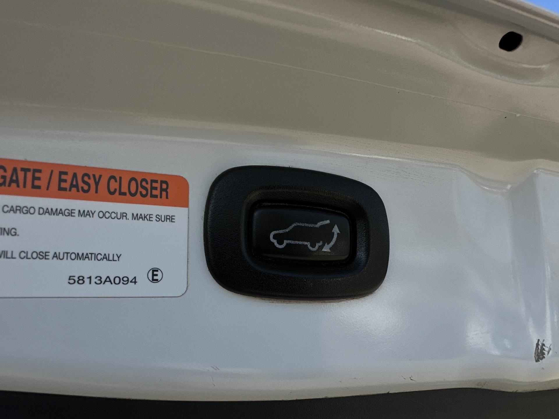 Mitsubishi-Outlander