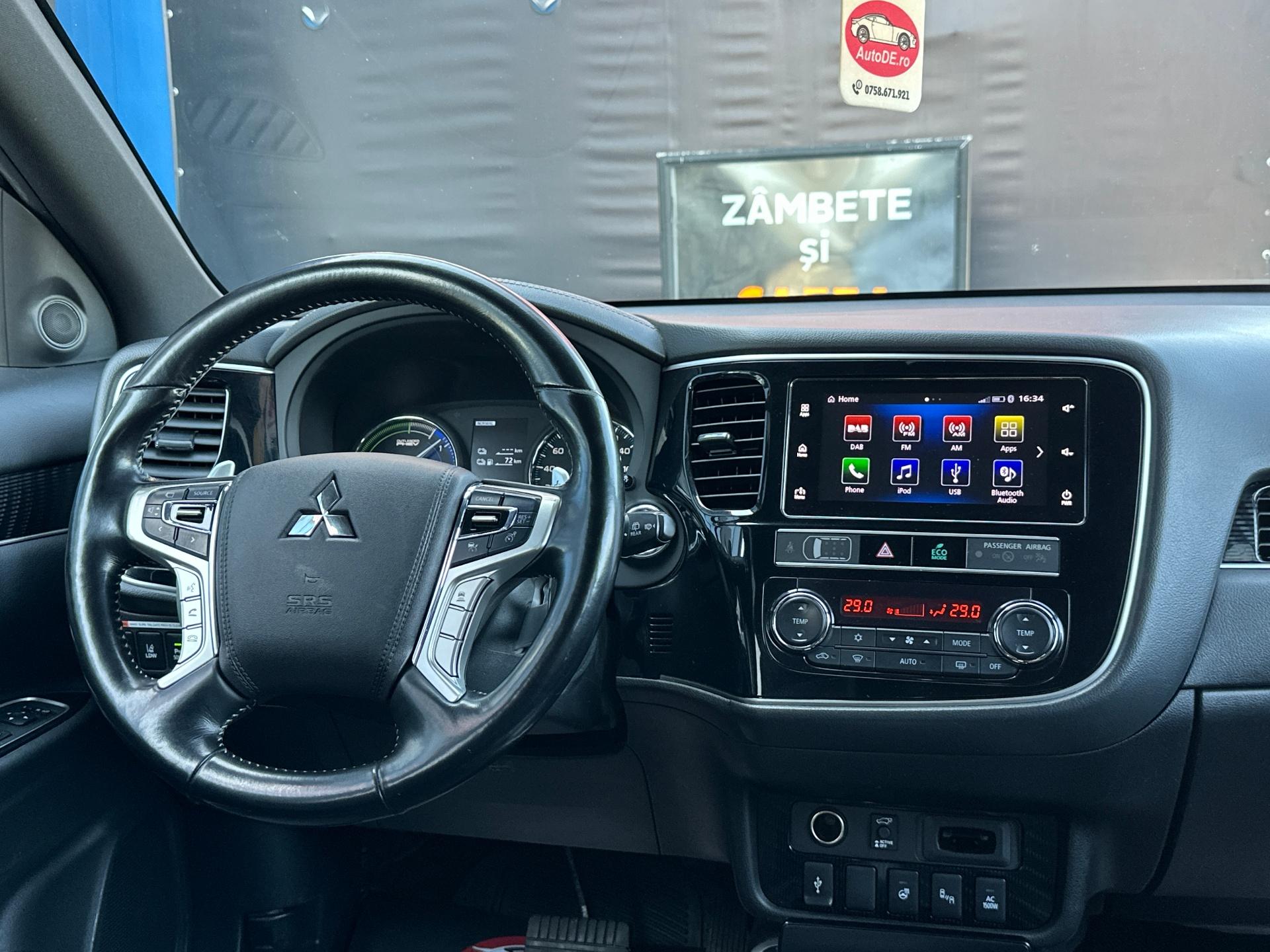 Mitsubishi-Outlander