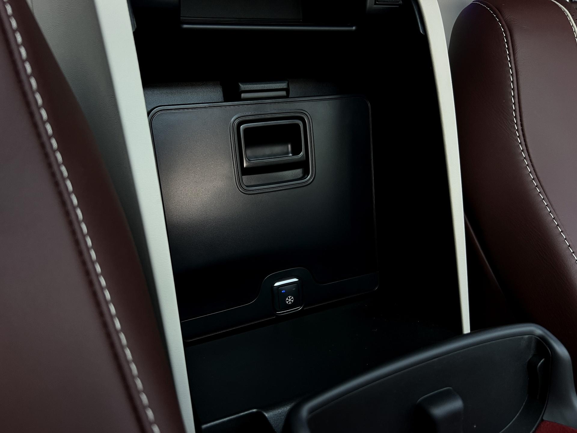 Mercedes-Benz-GLS Maybach