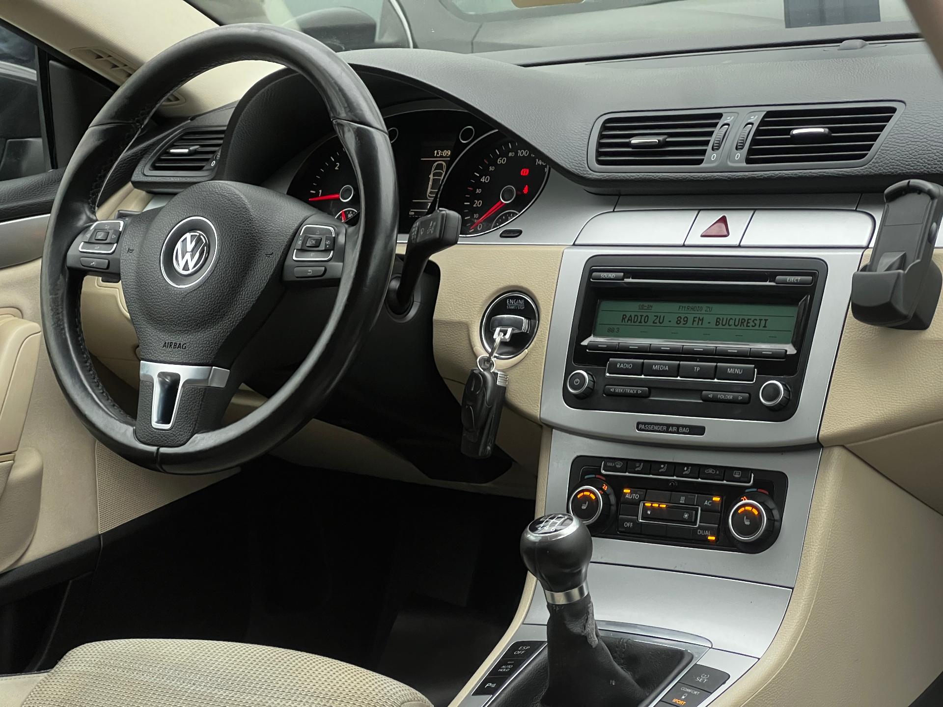 Volkswagen-Passat CC