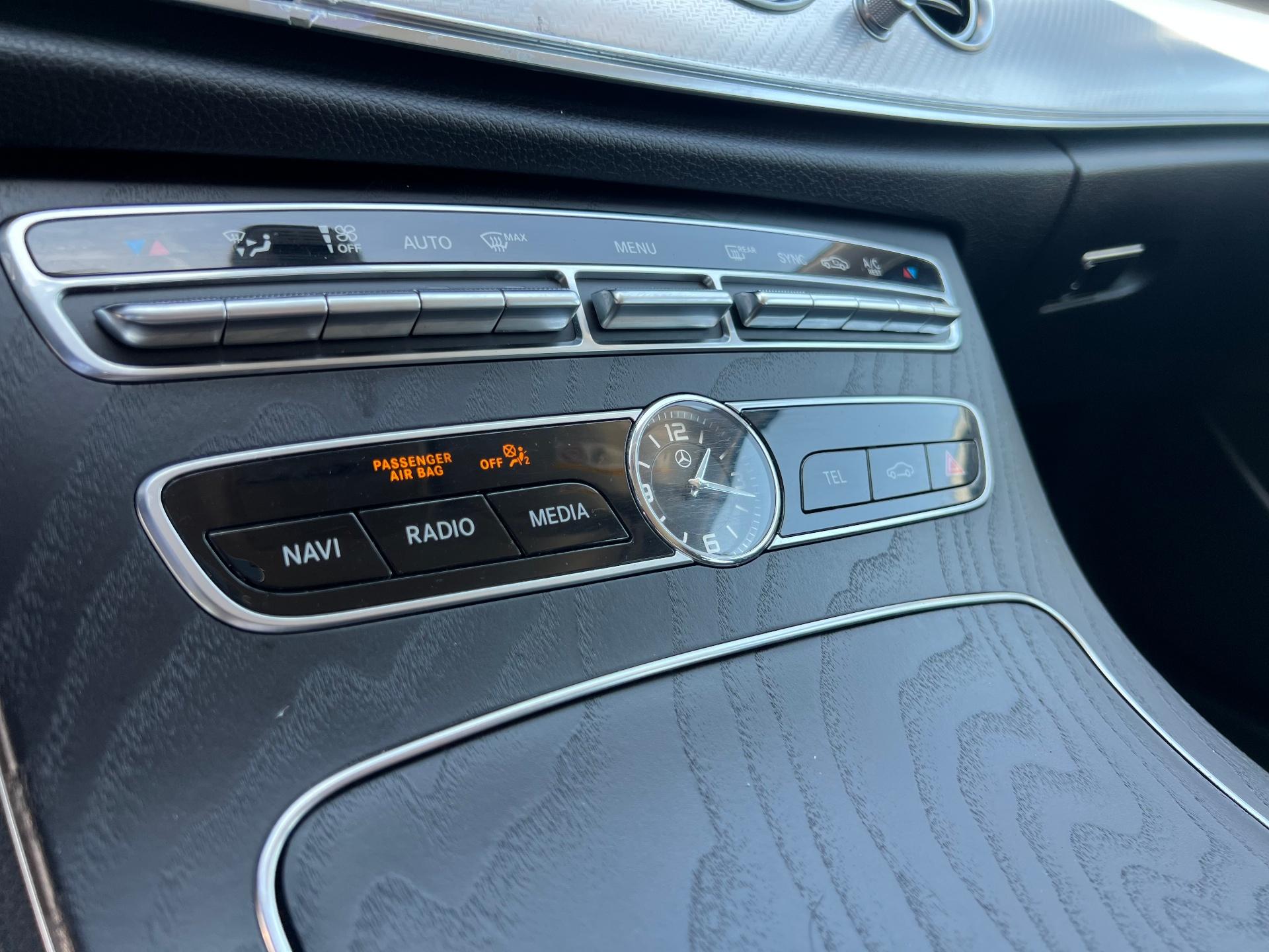 Mercedes-Benz-E