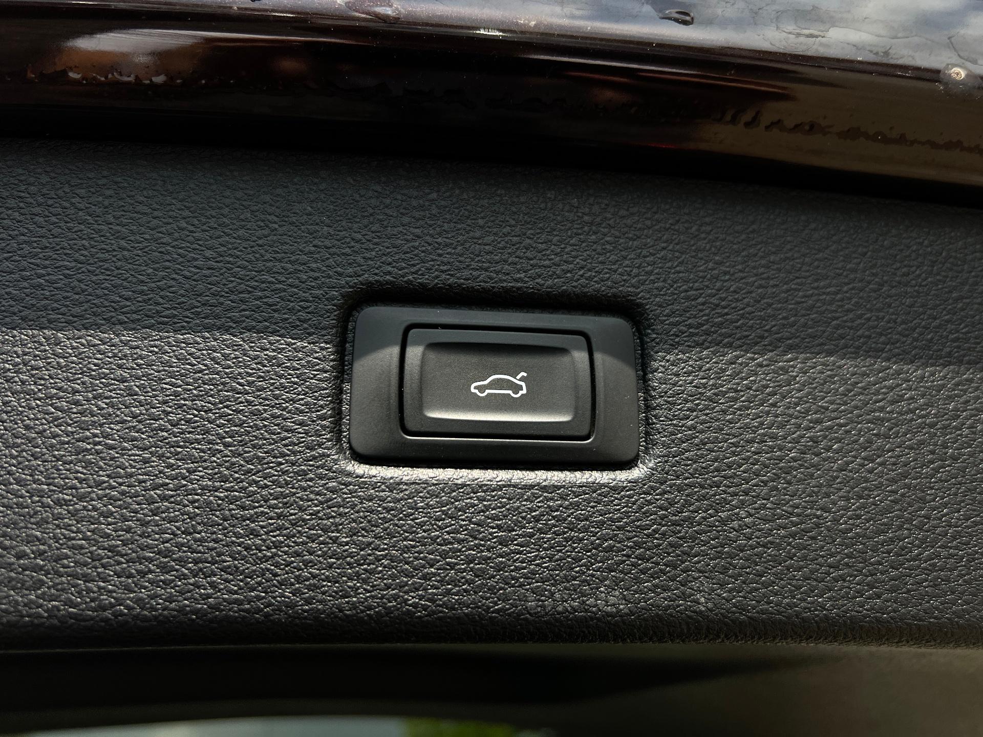 Audi-Q7