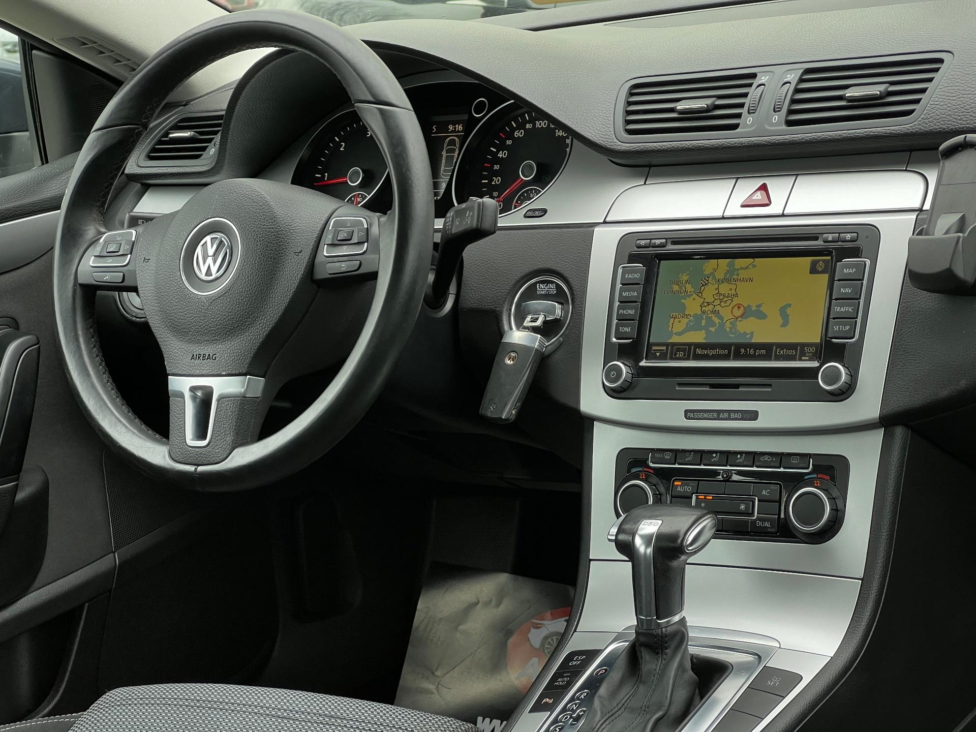 Volkswagen-Passat CC