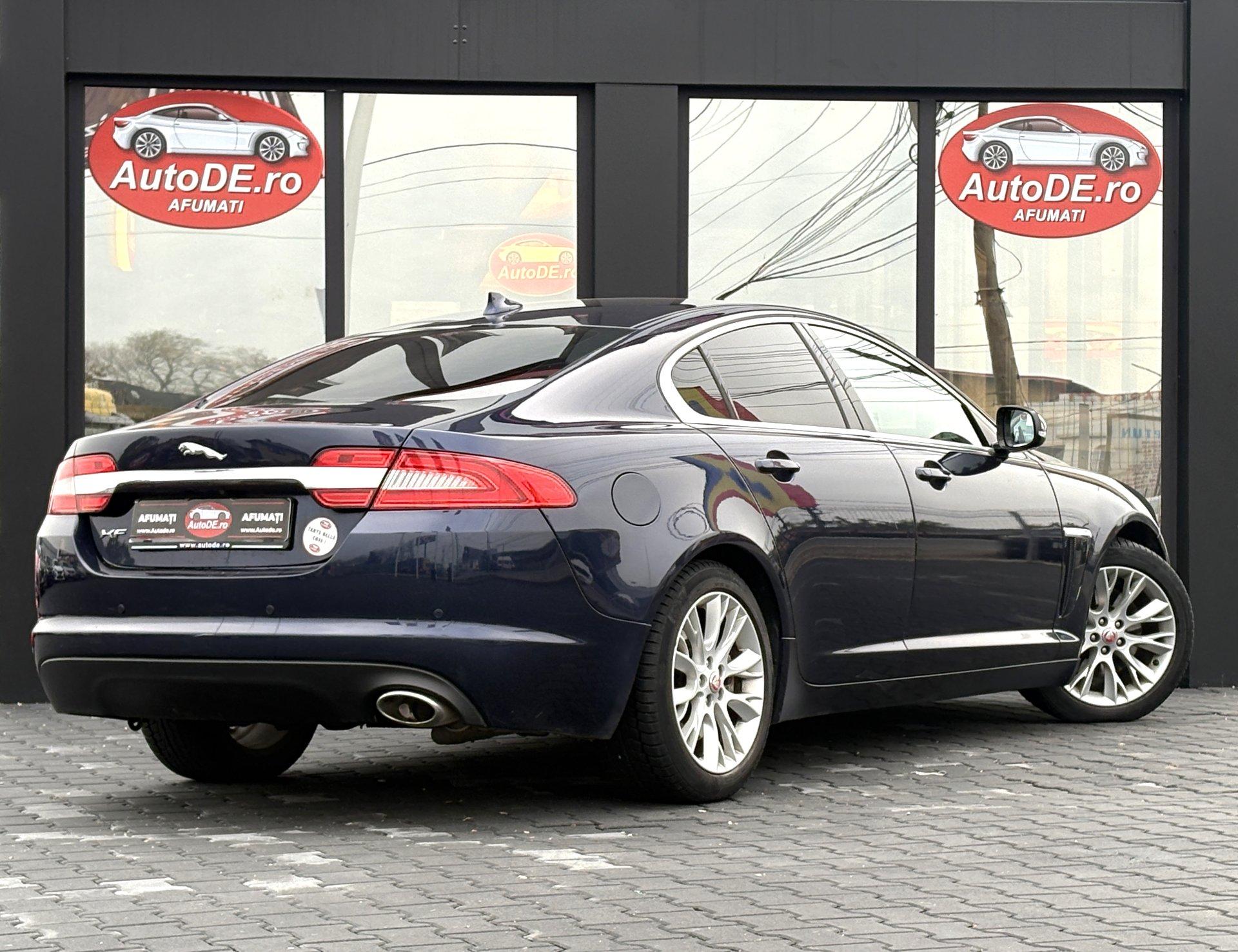 Jaguar-XF
