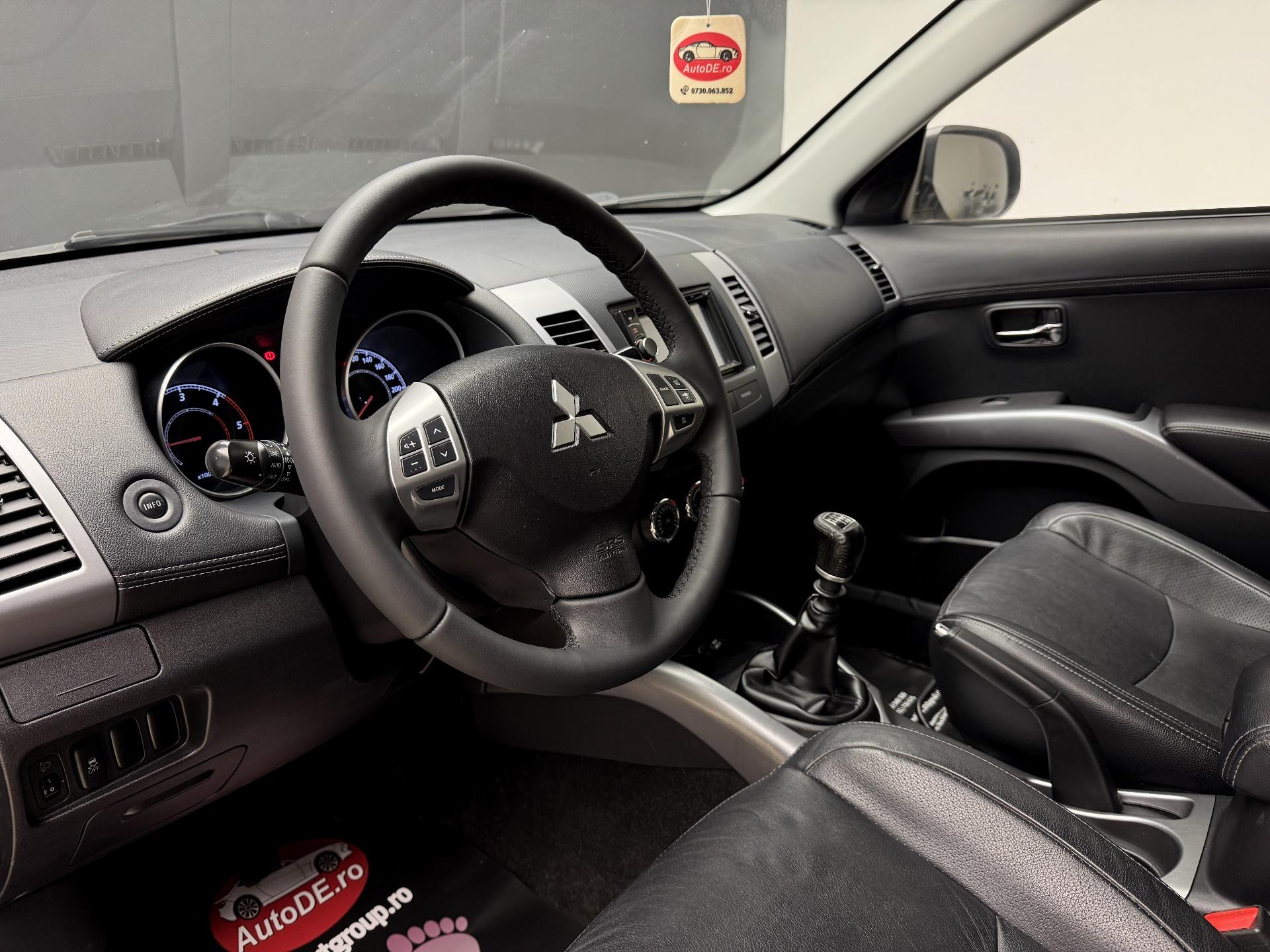 Mitsubishi-Outlander