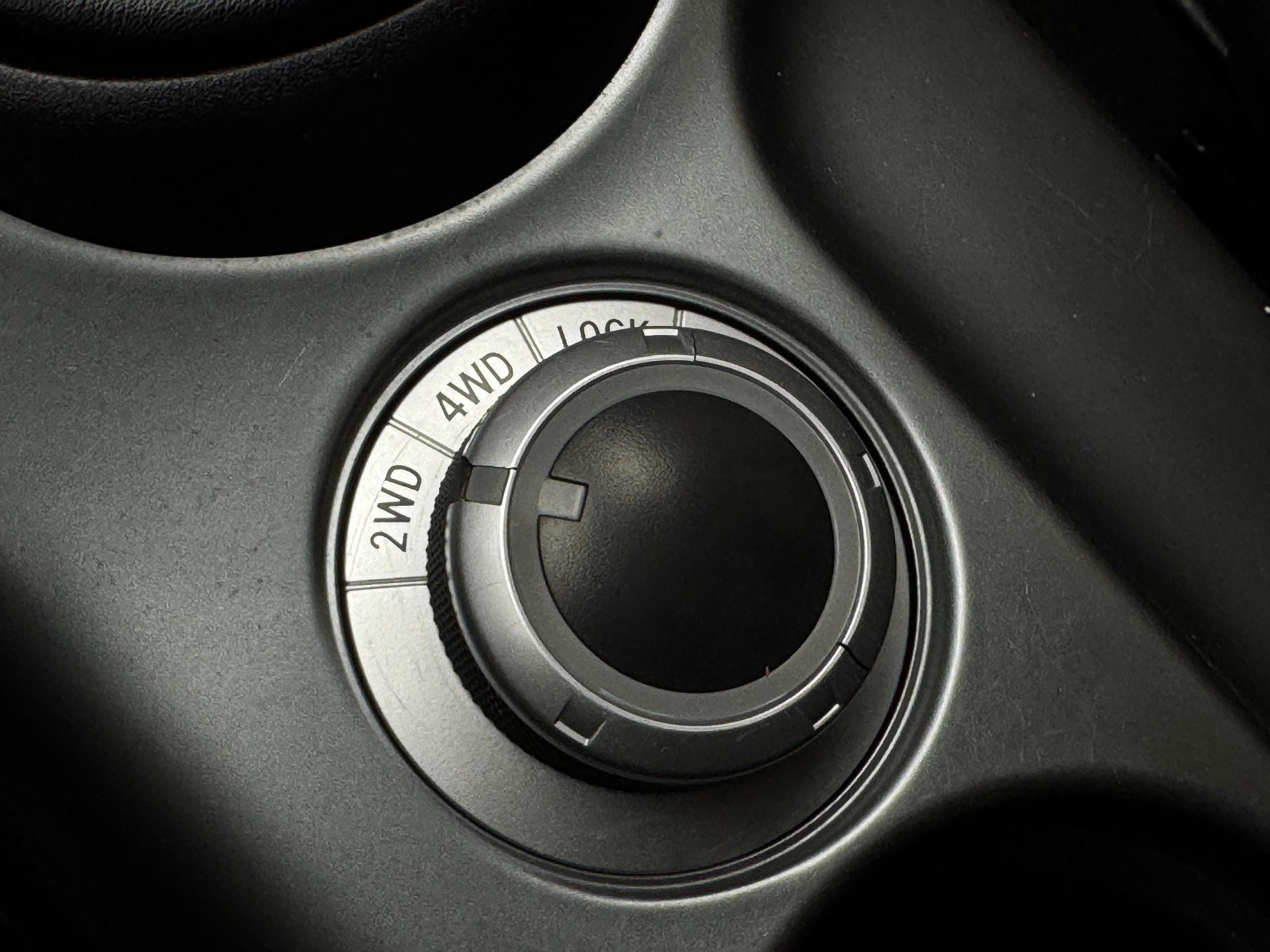 Mitsubishi-Outlander