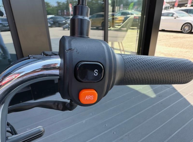 Car Thumb