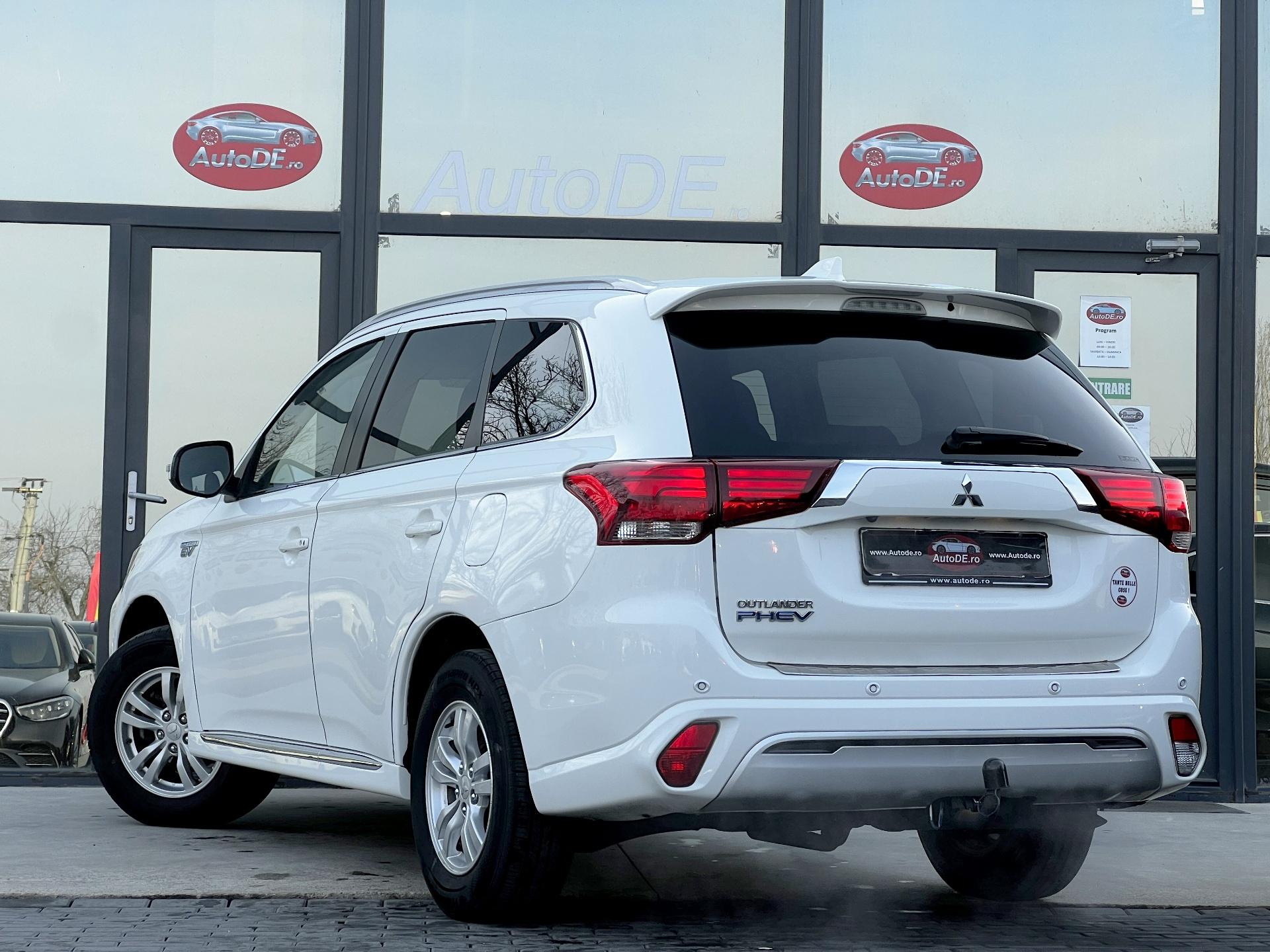 Mitsubishi-Outlander