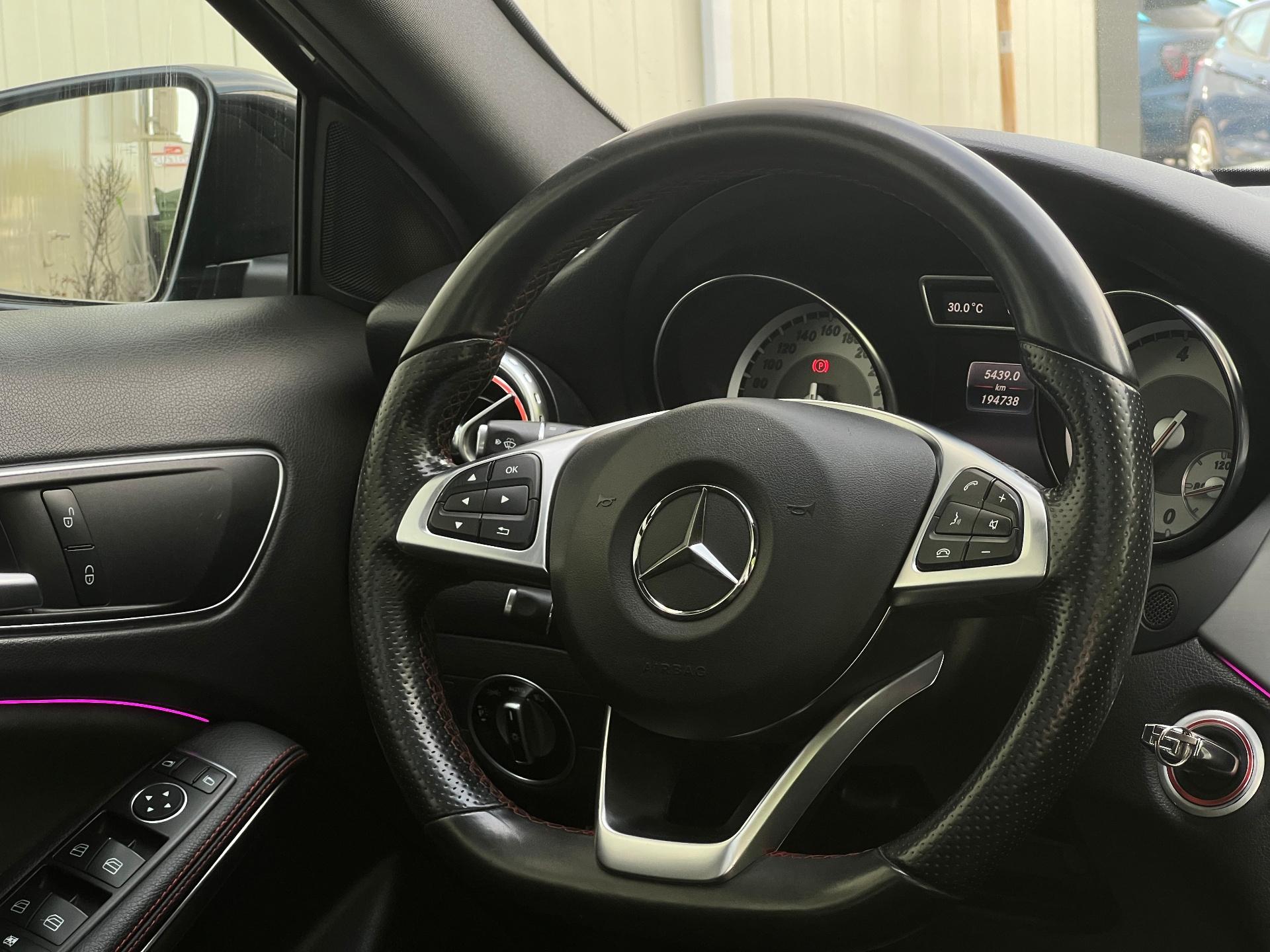 Mercedes-Benz-GLA