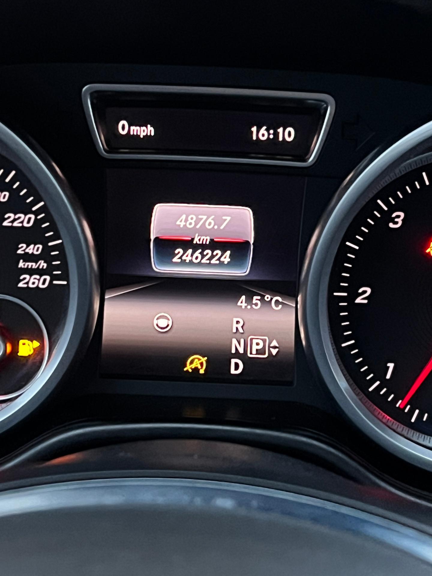 Mercedes-Benz-GLE-COUPE