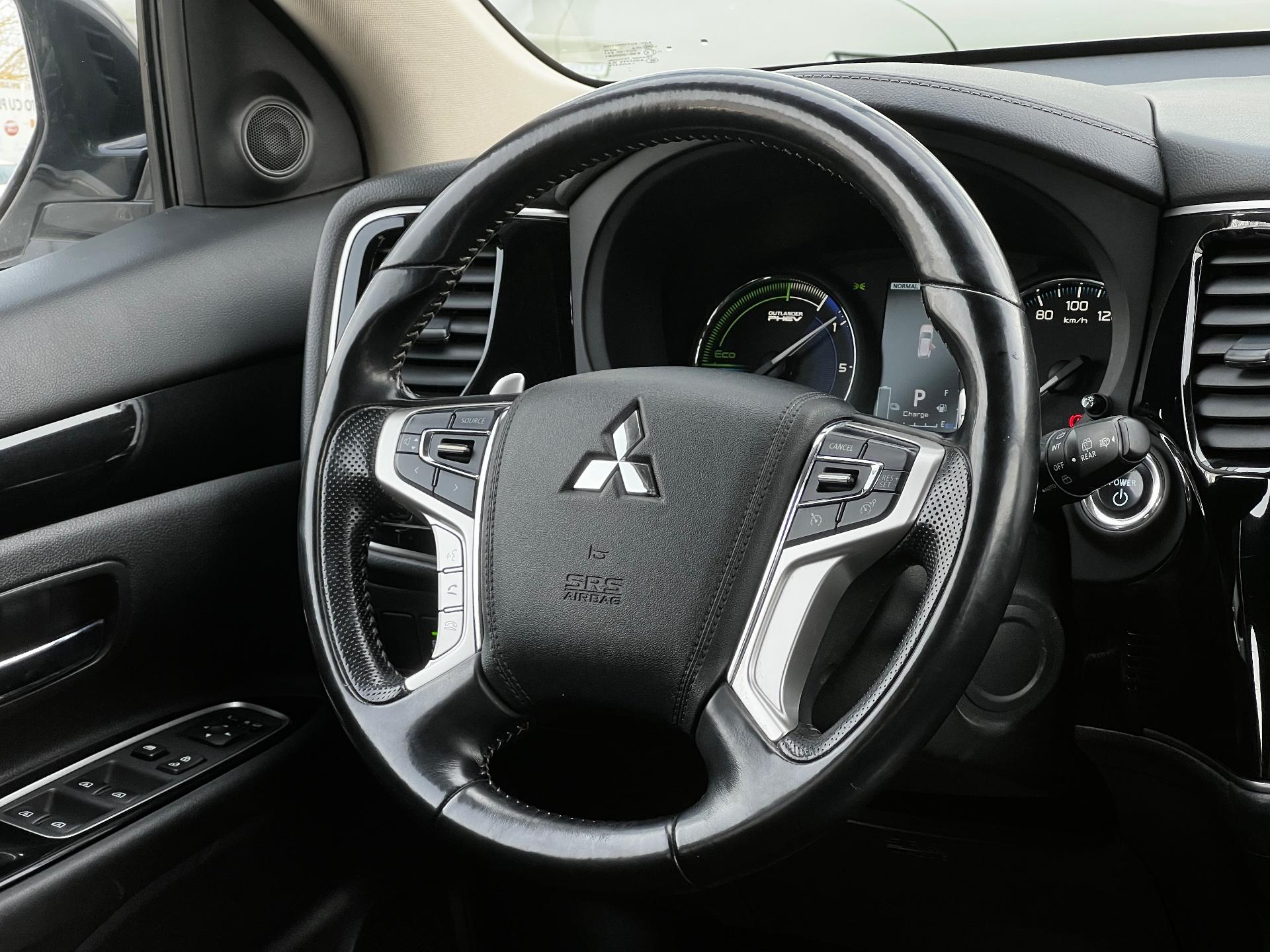 Mitsubishi-Outlander