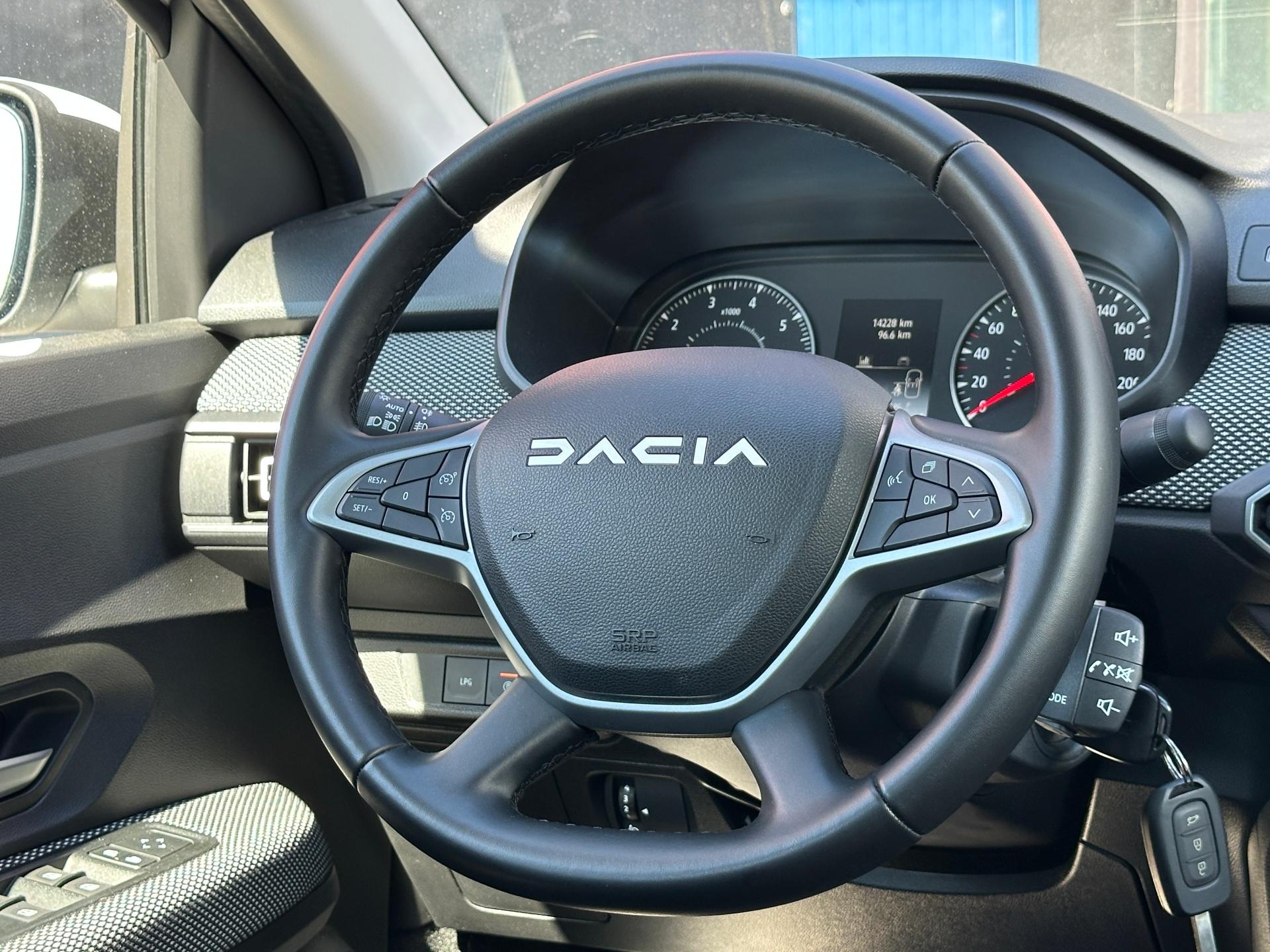 Dacia-Logan