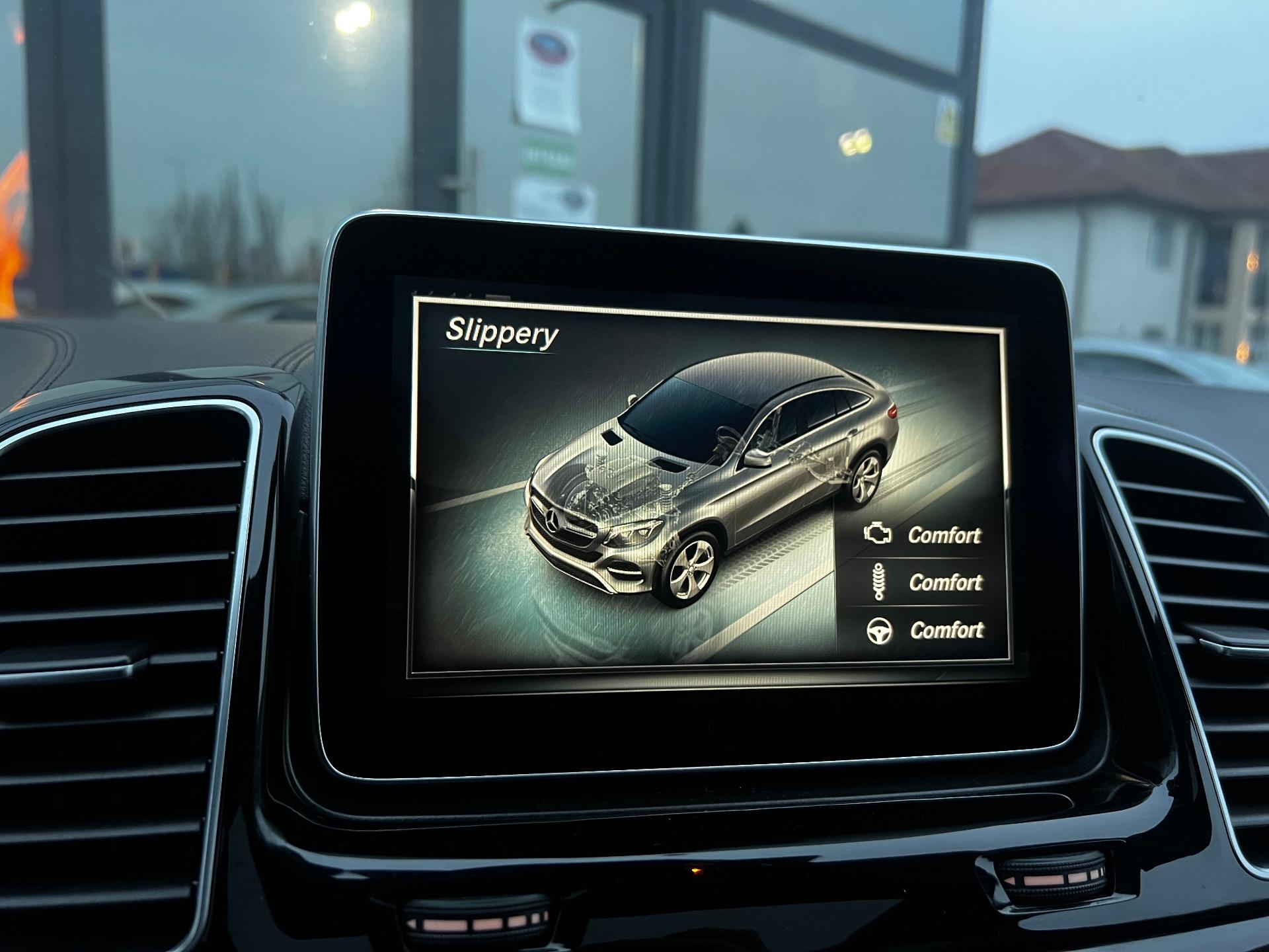 Mercedes-Benz-GLE-COUPE