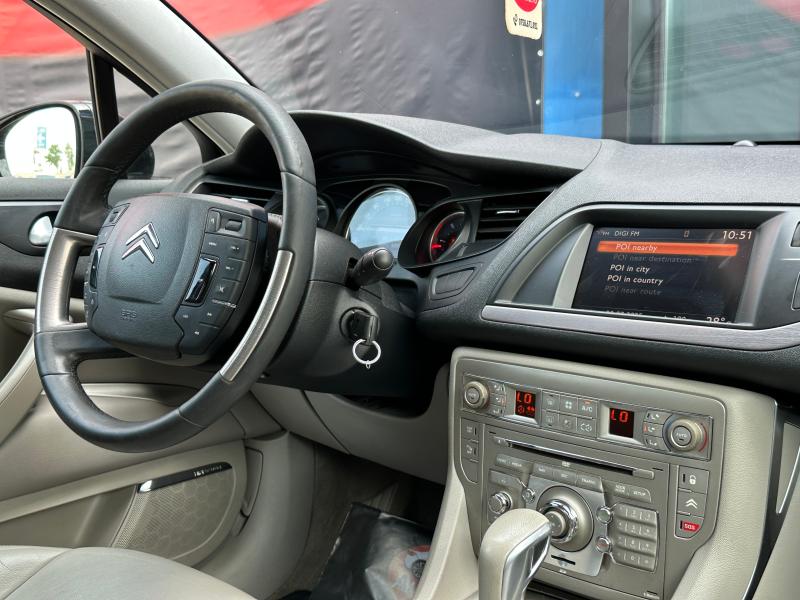 Car Thumb