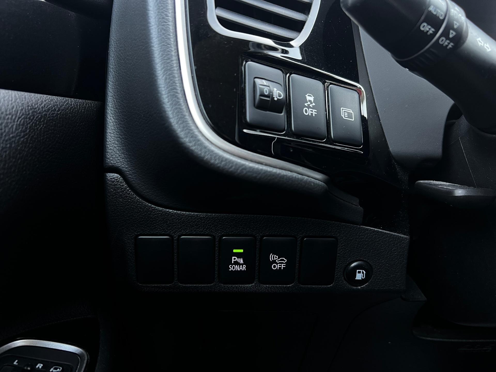 Mitsubishi-Outlander