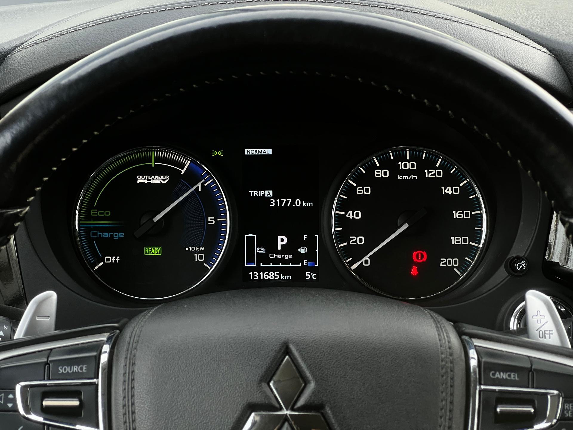 Mitsubishi-Outlander