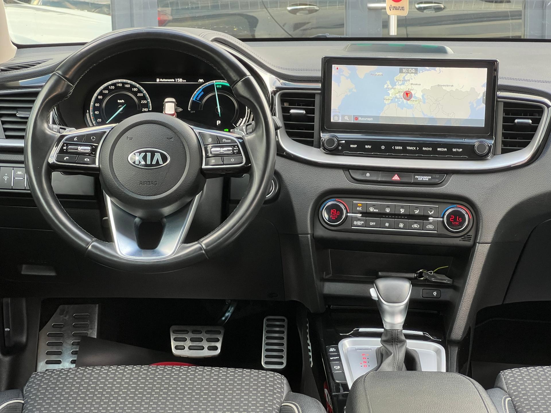 Kia-XCeed