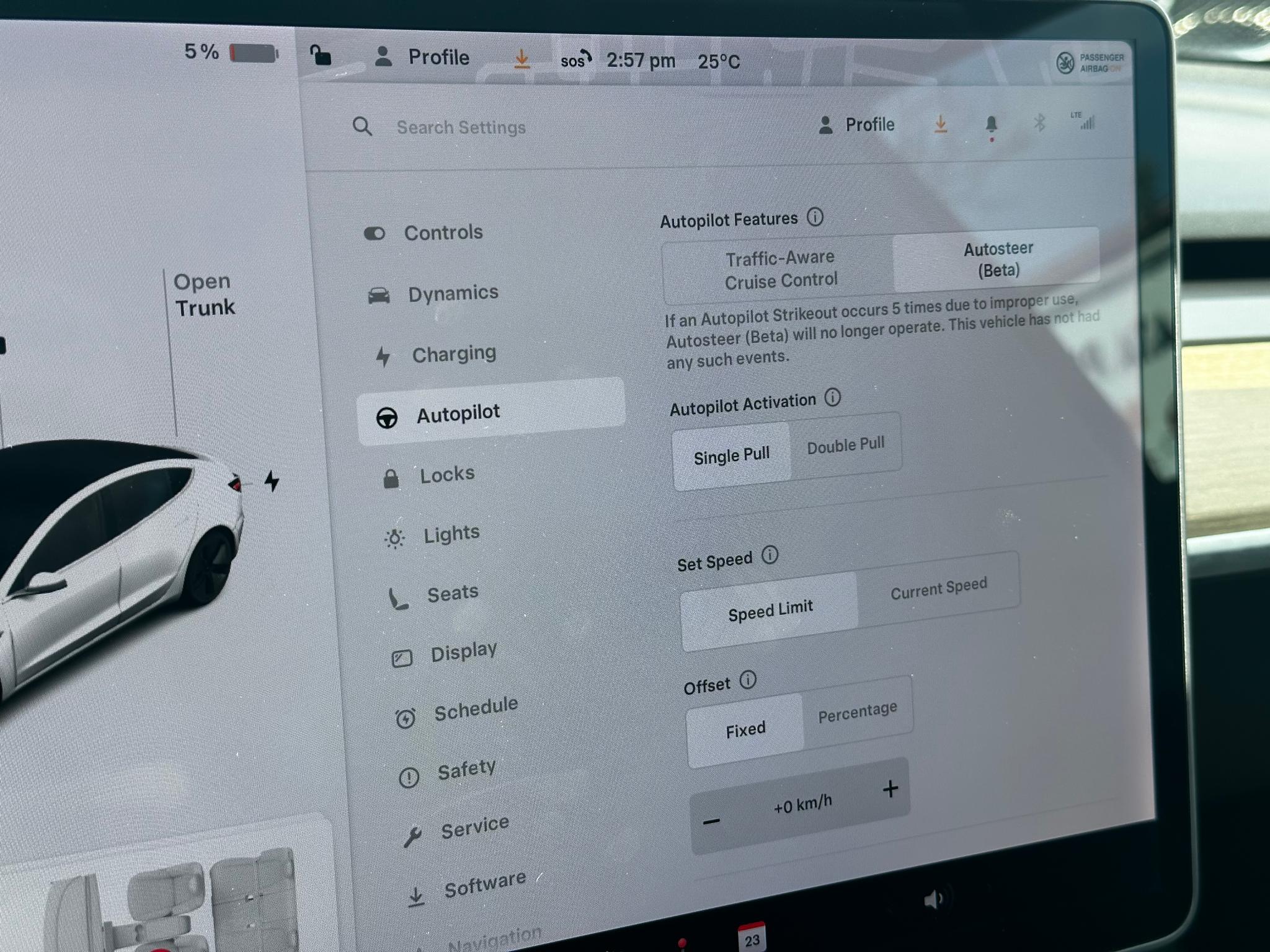 Tesla-Model 3