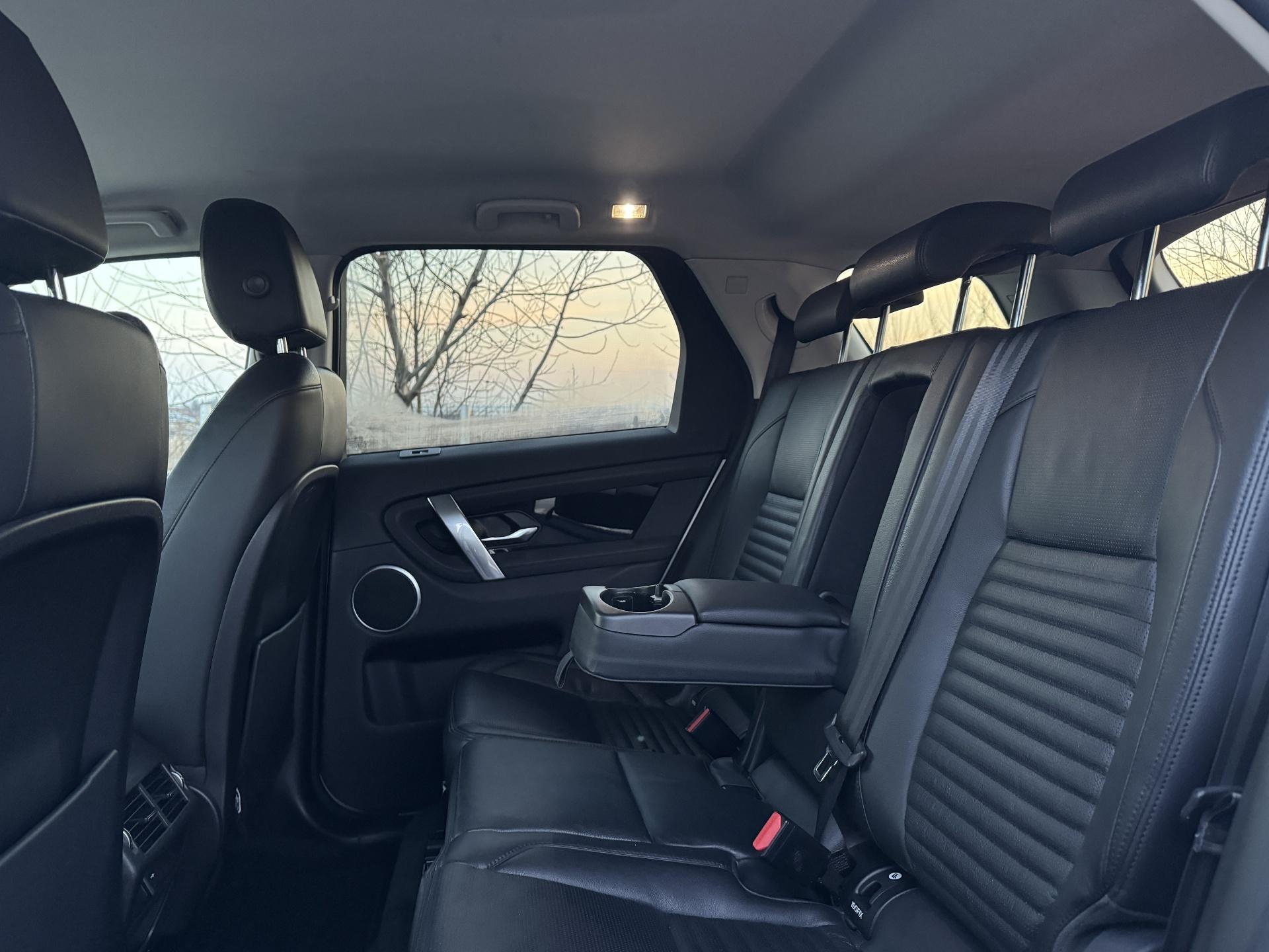 Land Rover-Discovery Sport