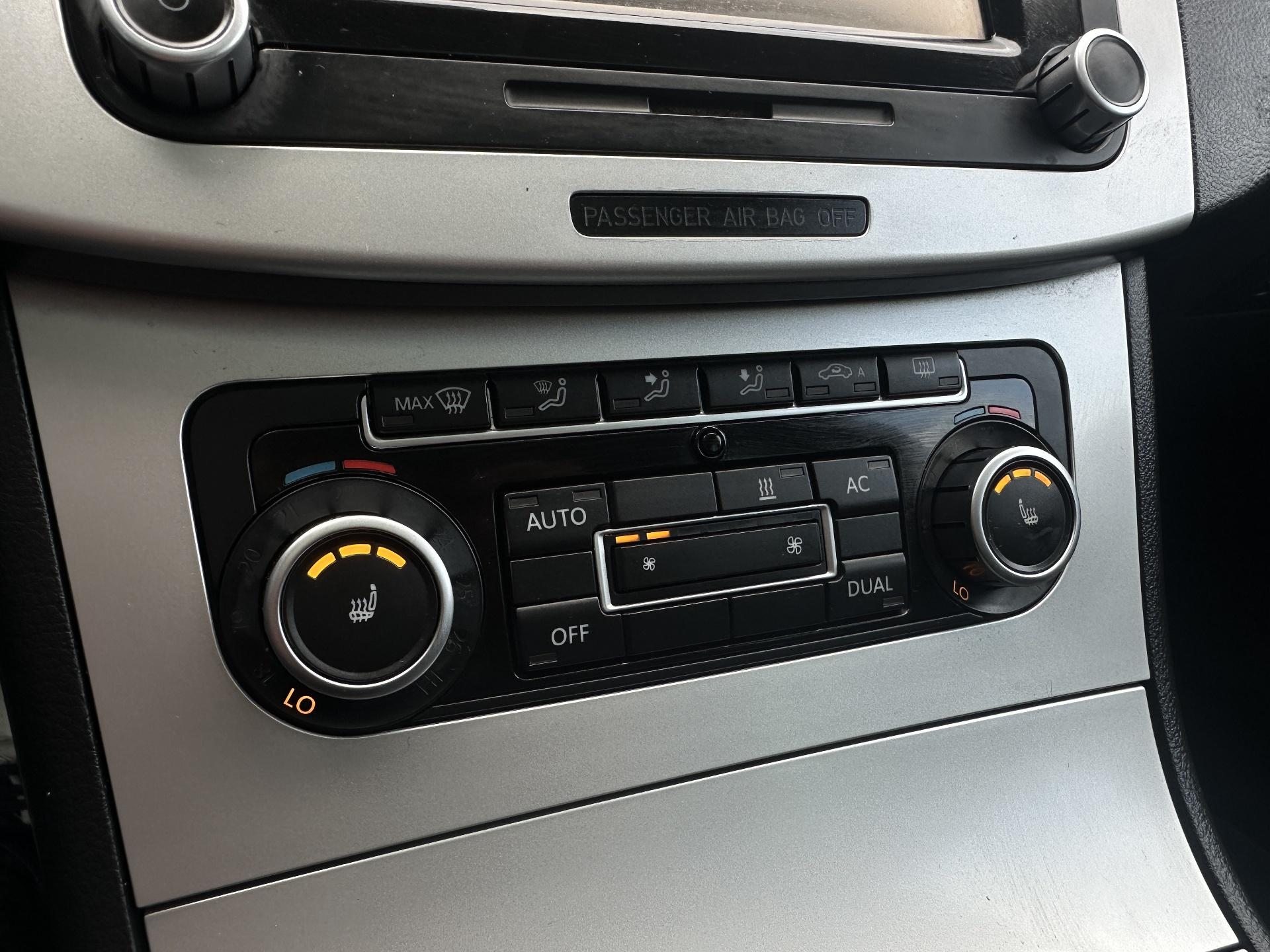 Volkswagen-Passat CC